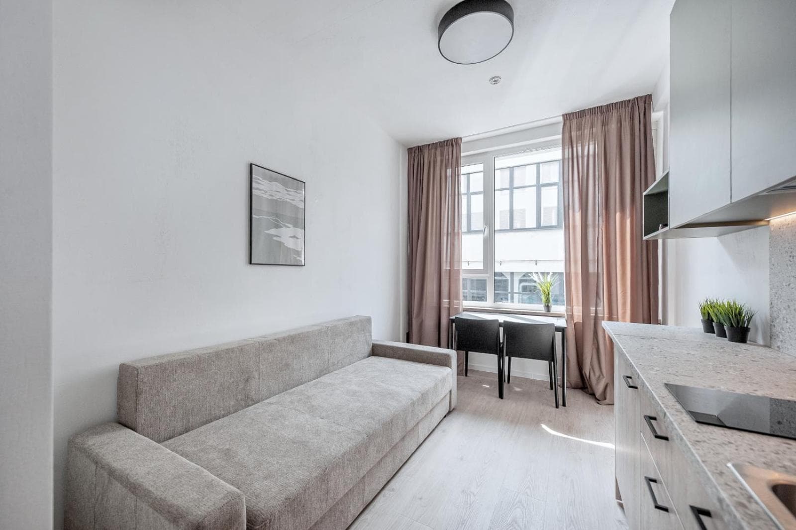 P-ONE APARTMENTS - Self Check-in, Vilnius, photo 5