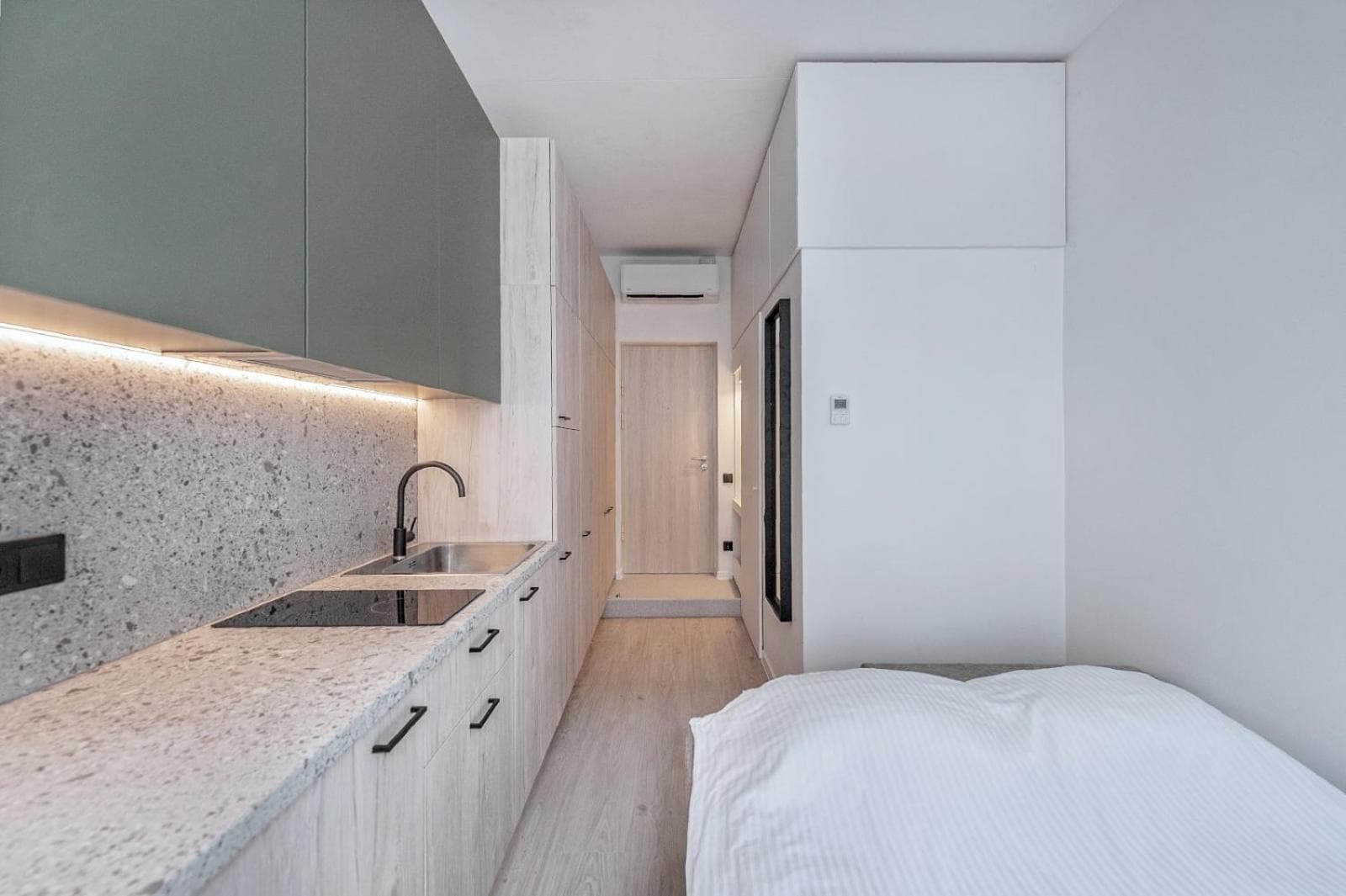 P-ONE APARTMENTS - Self Check-in, Vilnius, photo 3