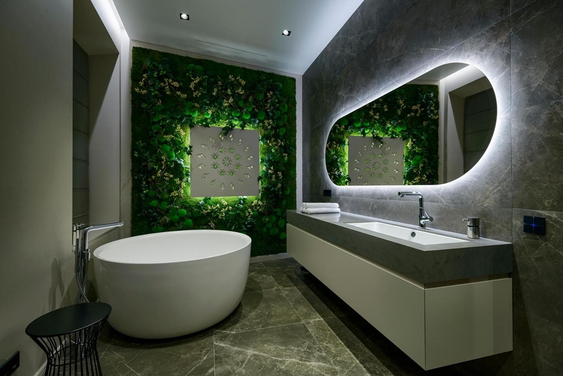 Luxury Smart Home Apartment in Vilnius Old Town, Sleep on Hästens, Vilnius, photo 4