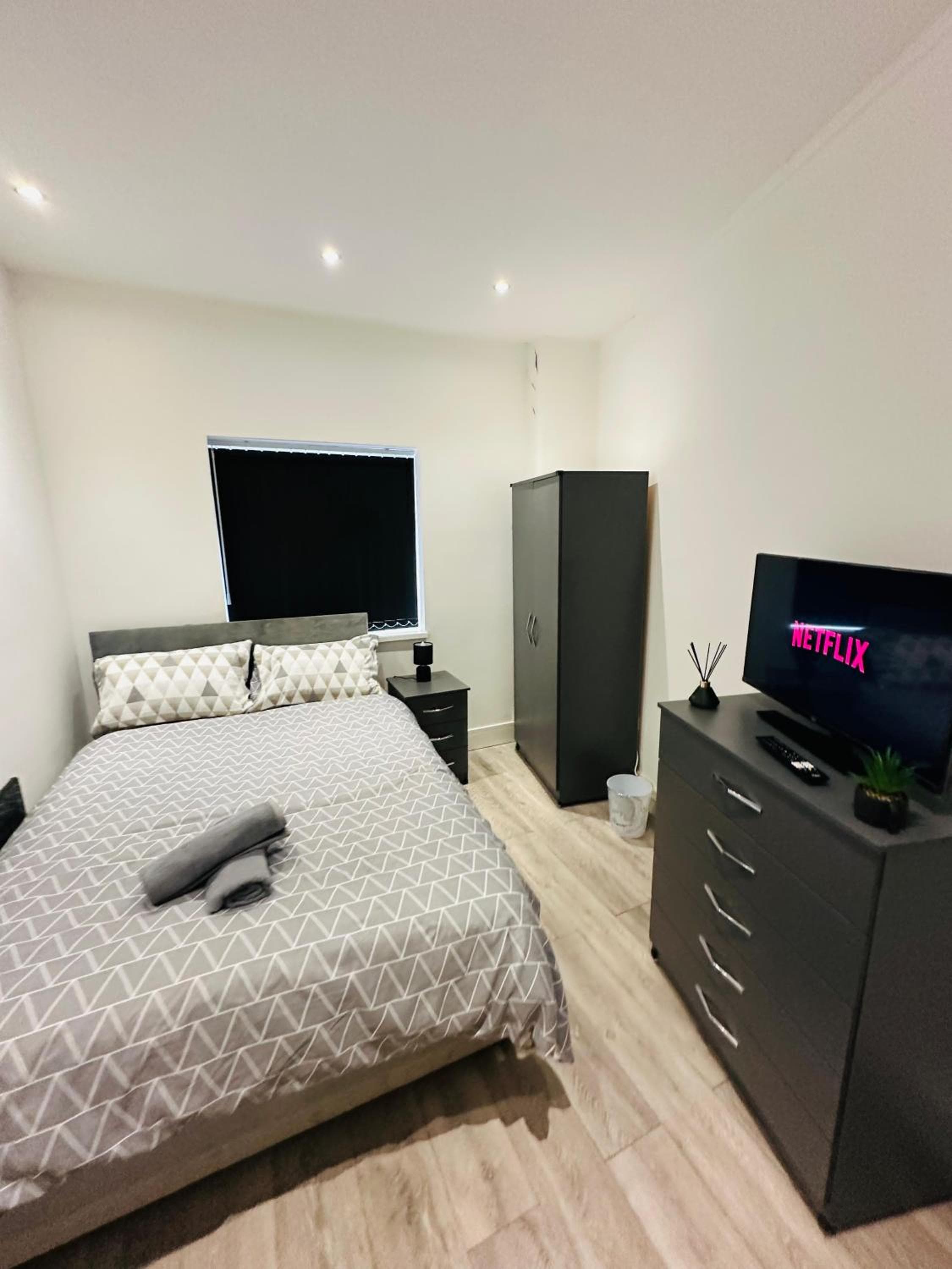 Luxury rooms Liverpool, Seacombe