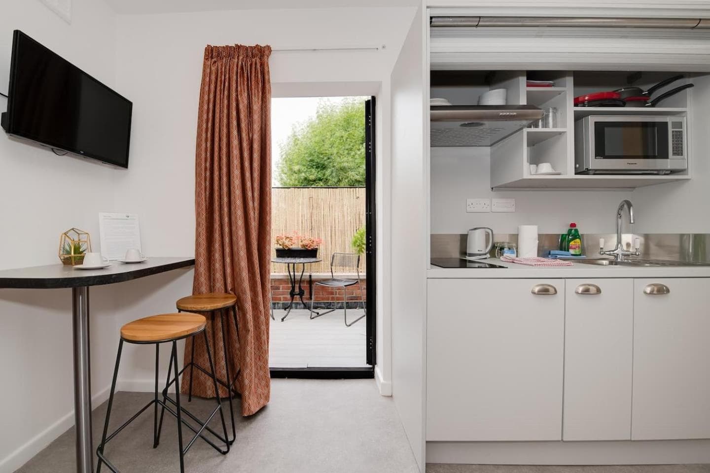 Ferryman Studio Apartments, Portsmouth, photo 6