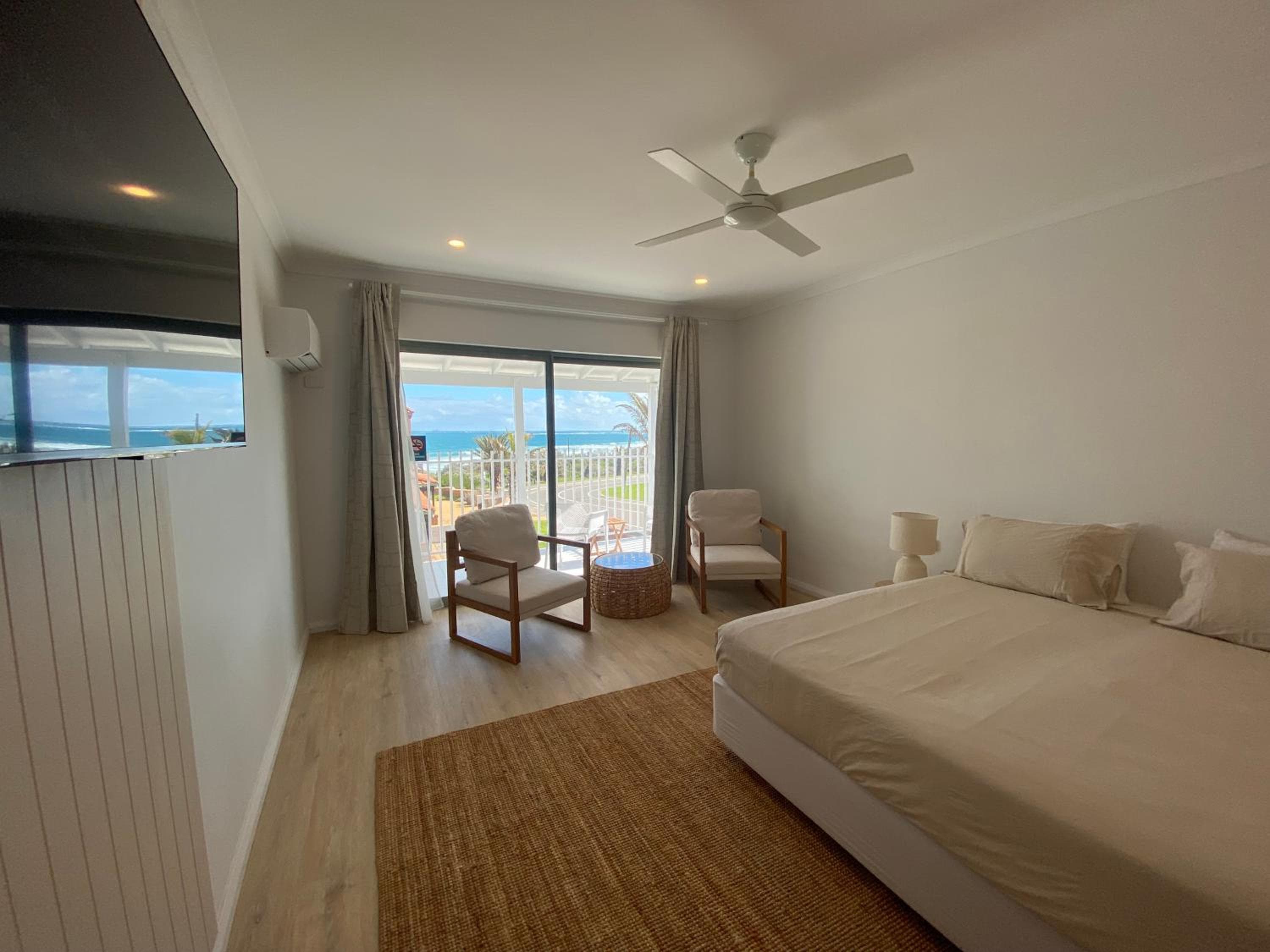 The African Reef, Geraldton, photo 3