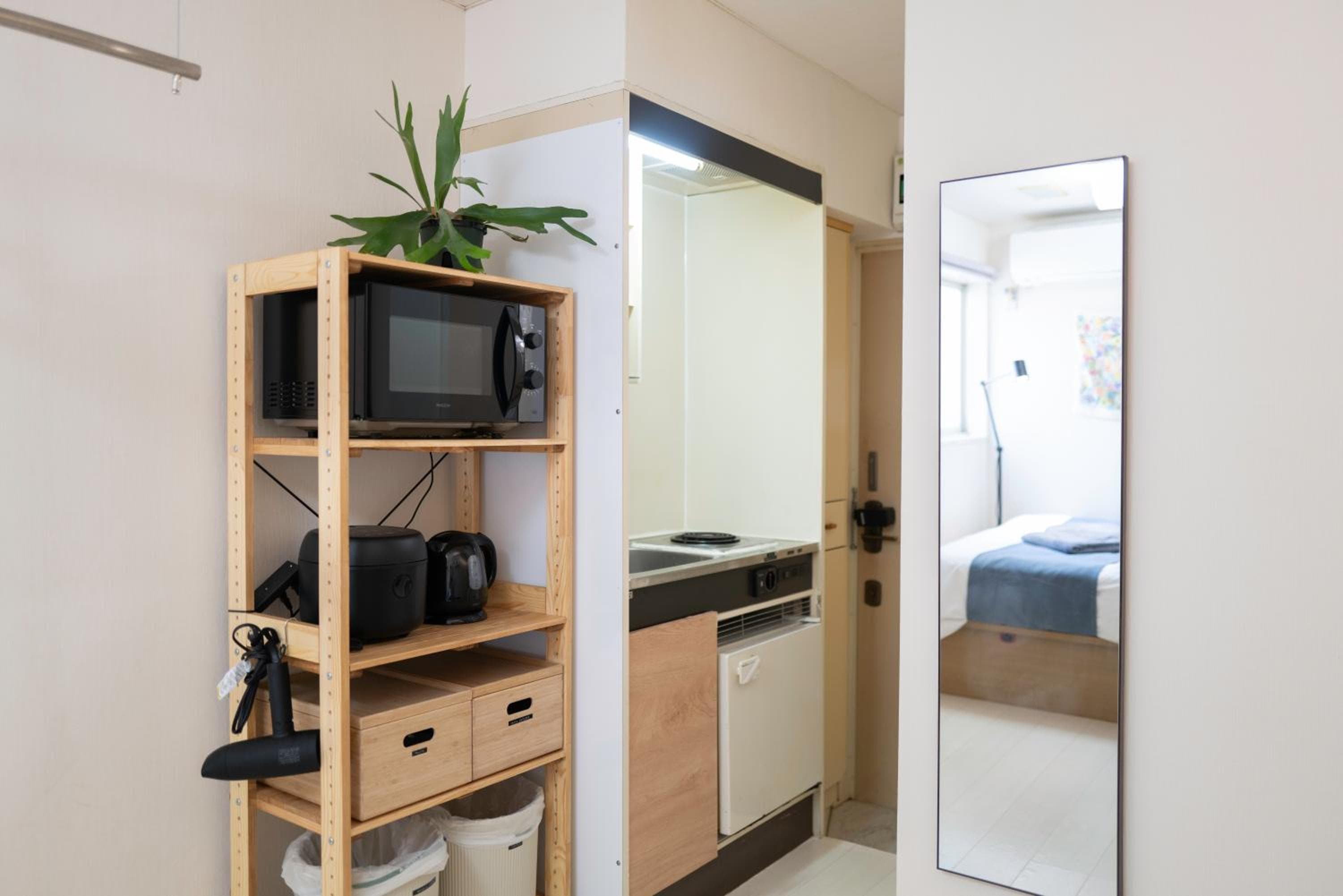 Kaku Studio Apartment Ikebukuro, Tokyo, photo 2