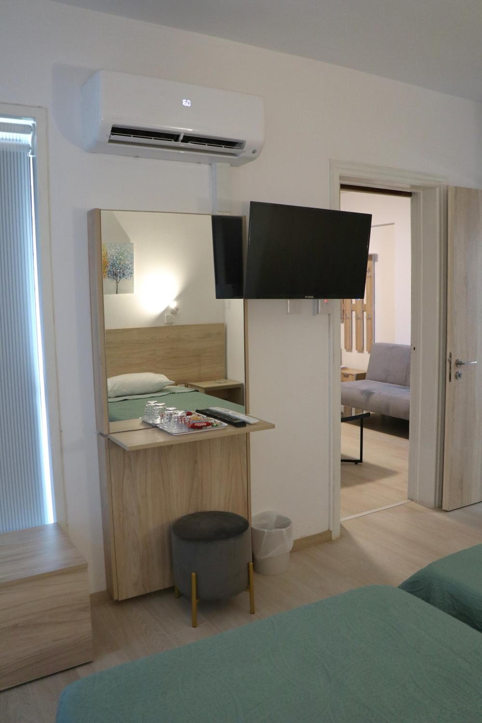 Layiotis Hotel, Larnaka, photo 5