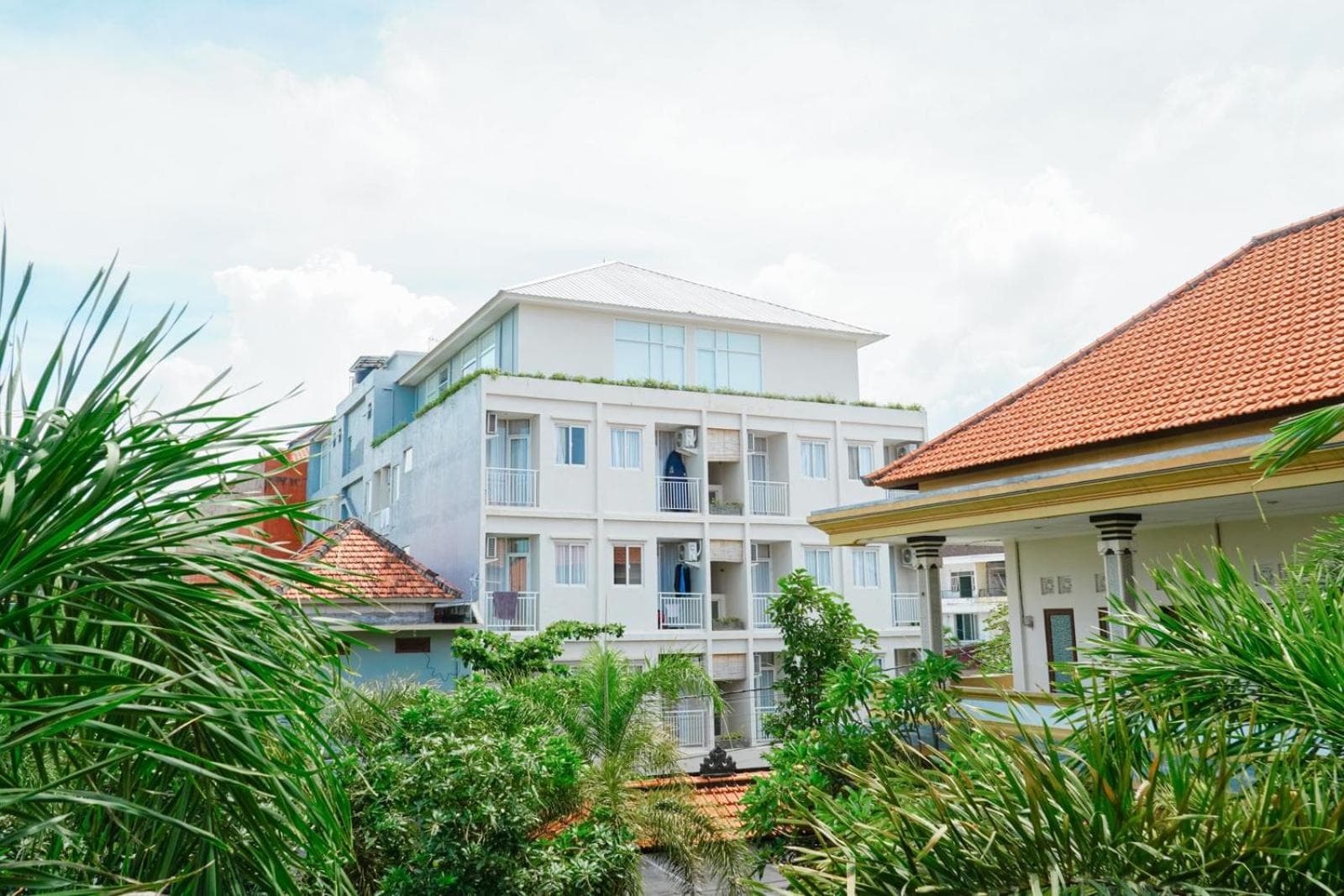 Bali Bustle Pararaton Coliving and Coworking Space, Legian