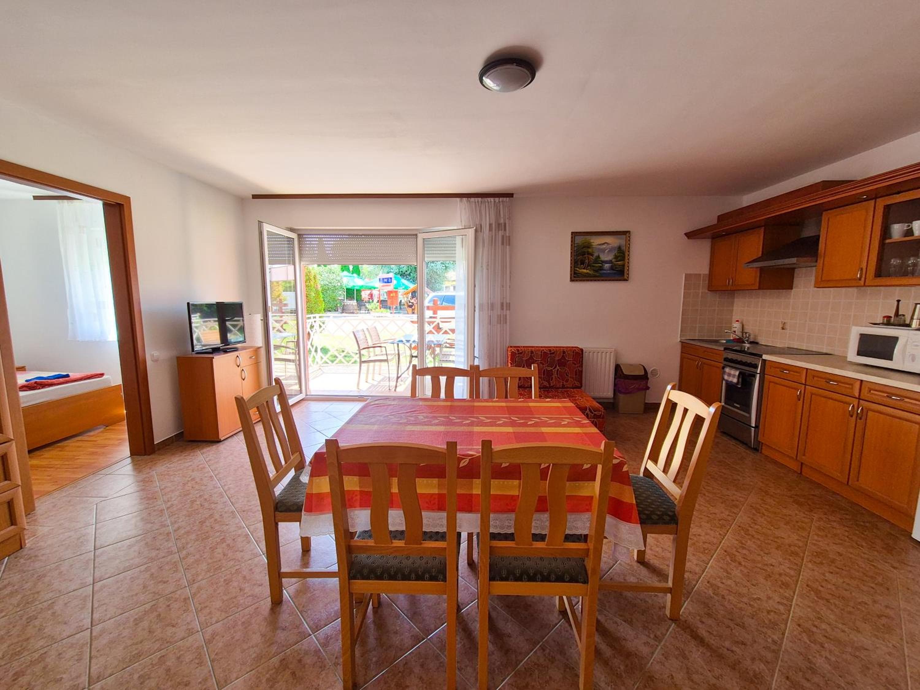 Ildiko Apartmanhaz, Zamárdi, photo 4