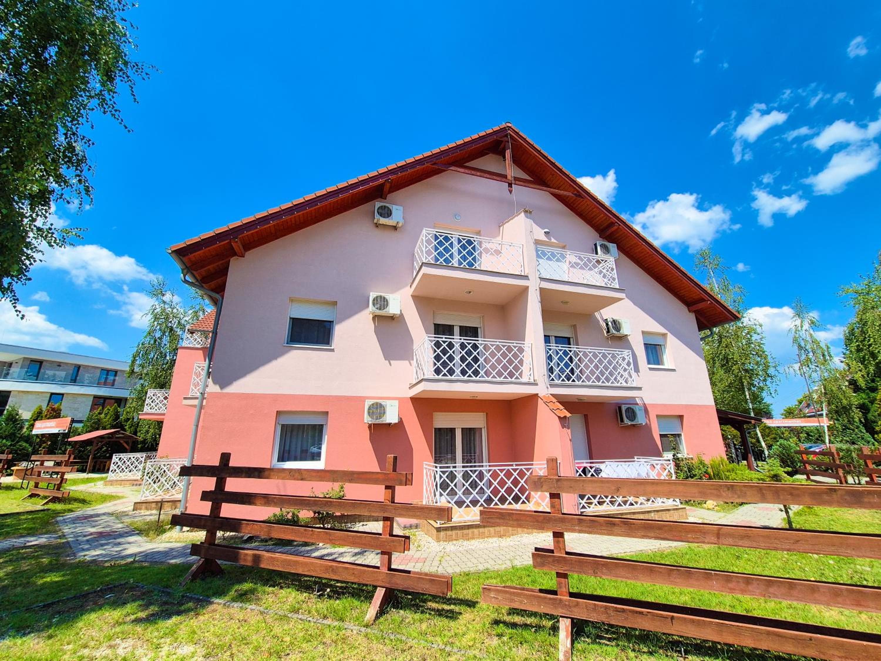Ildiko Apartmanhaz, Zamárdi, photo 2