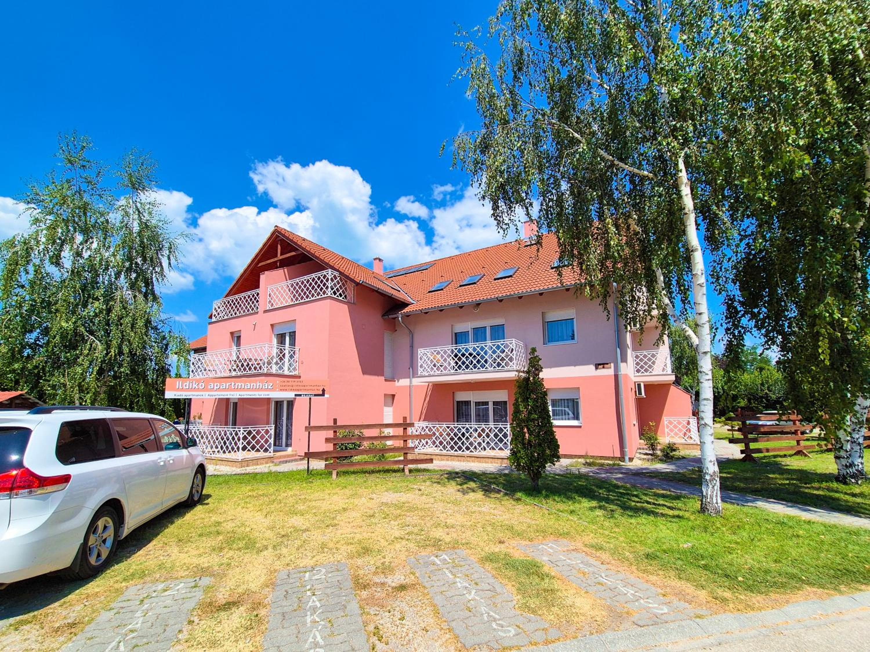 Ildiko Apartmanhaz, Zamárdi
