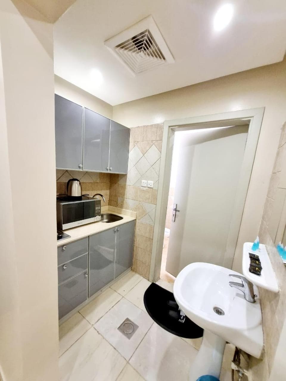عنبر للوحدات السكنية للشقق المخدومة, Riyadh, photo 3