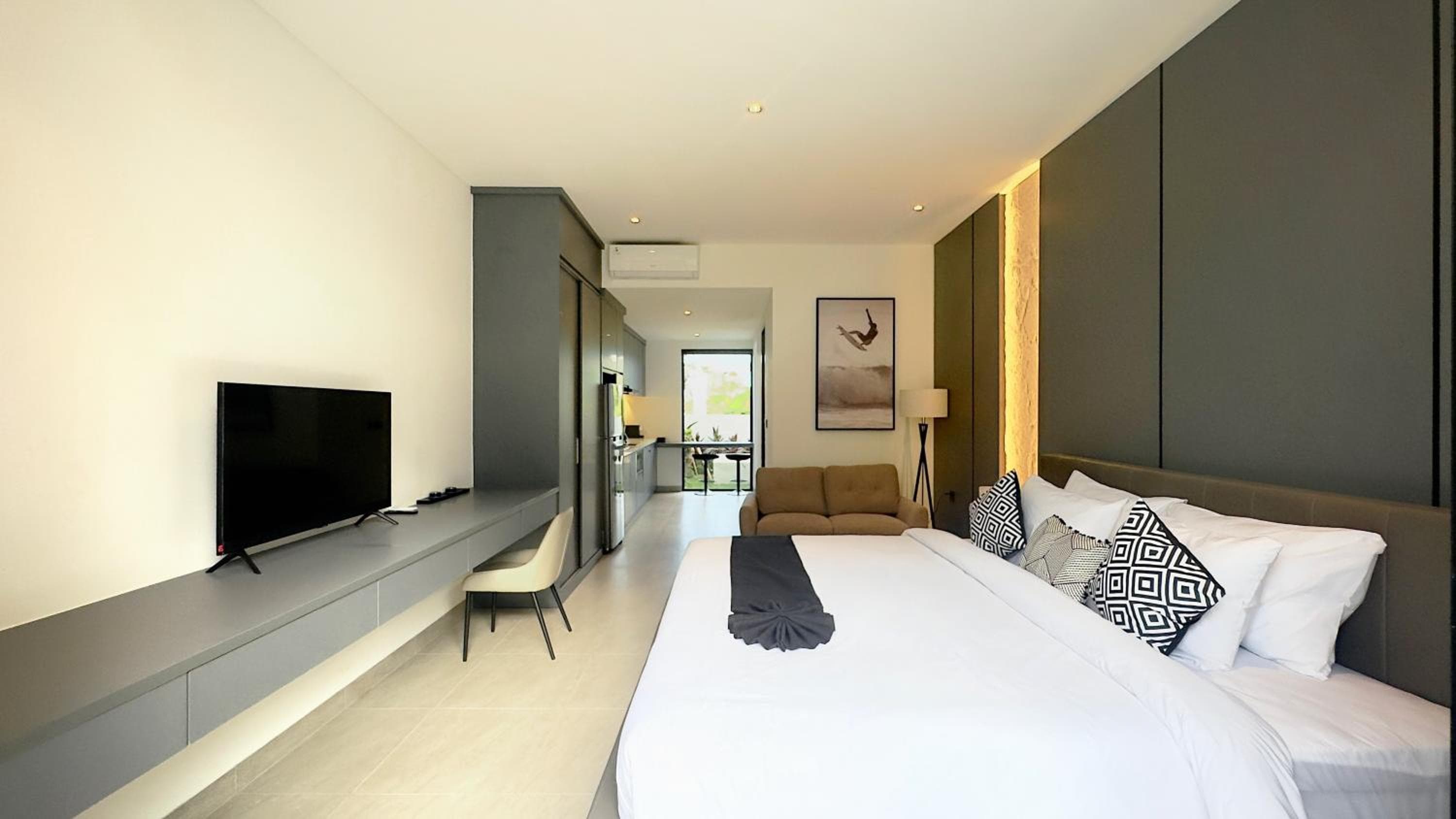The R Apartment Pererenan, Canggu, photo 4