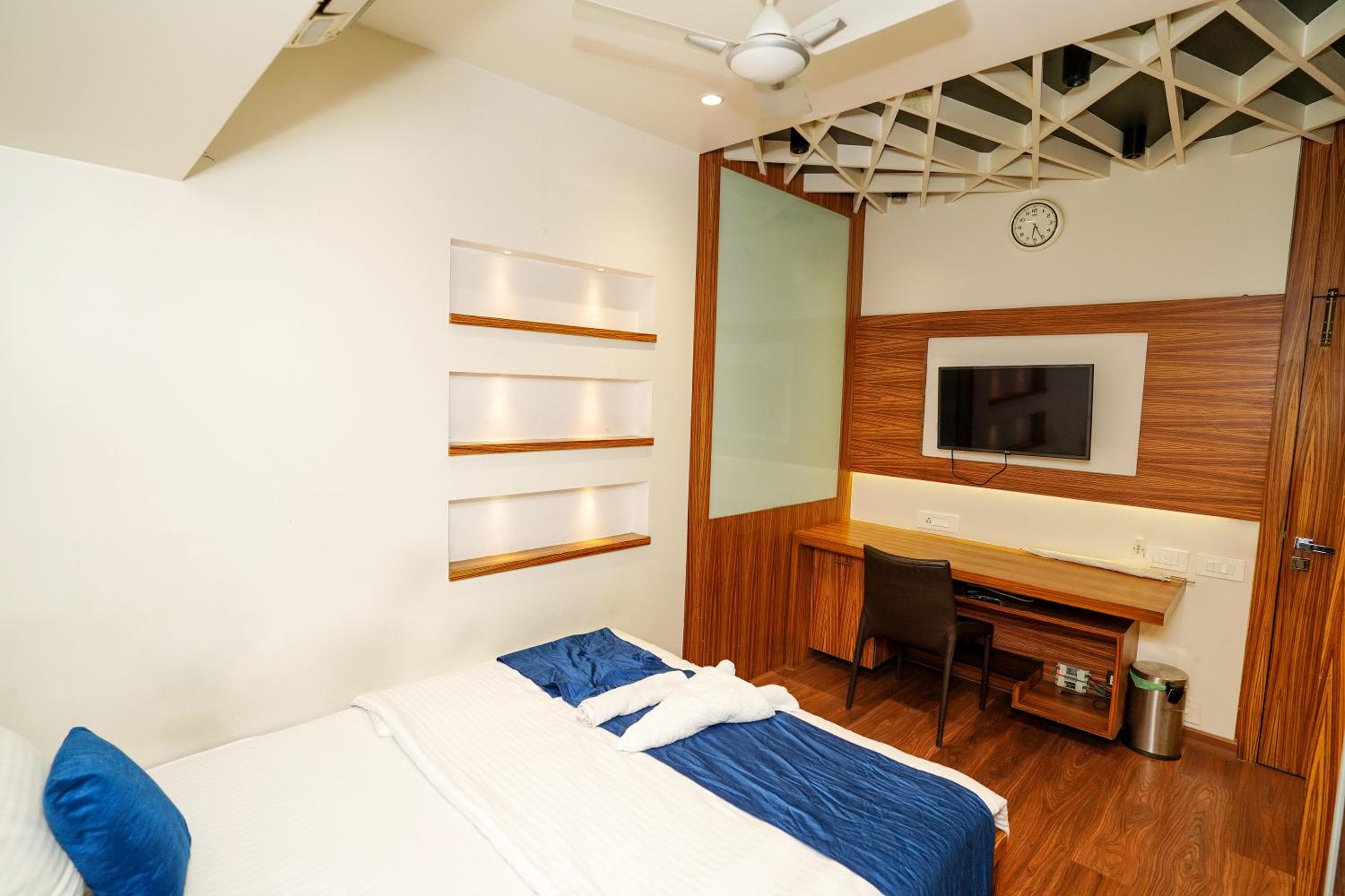 Zenith Homes - Powai Suites, Mumbai