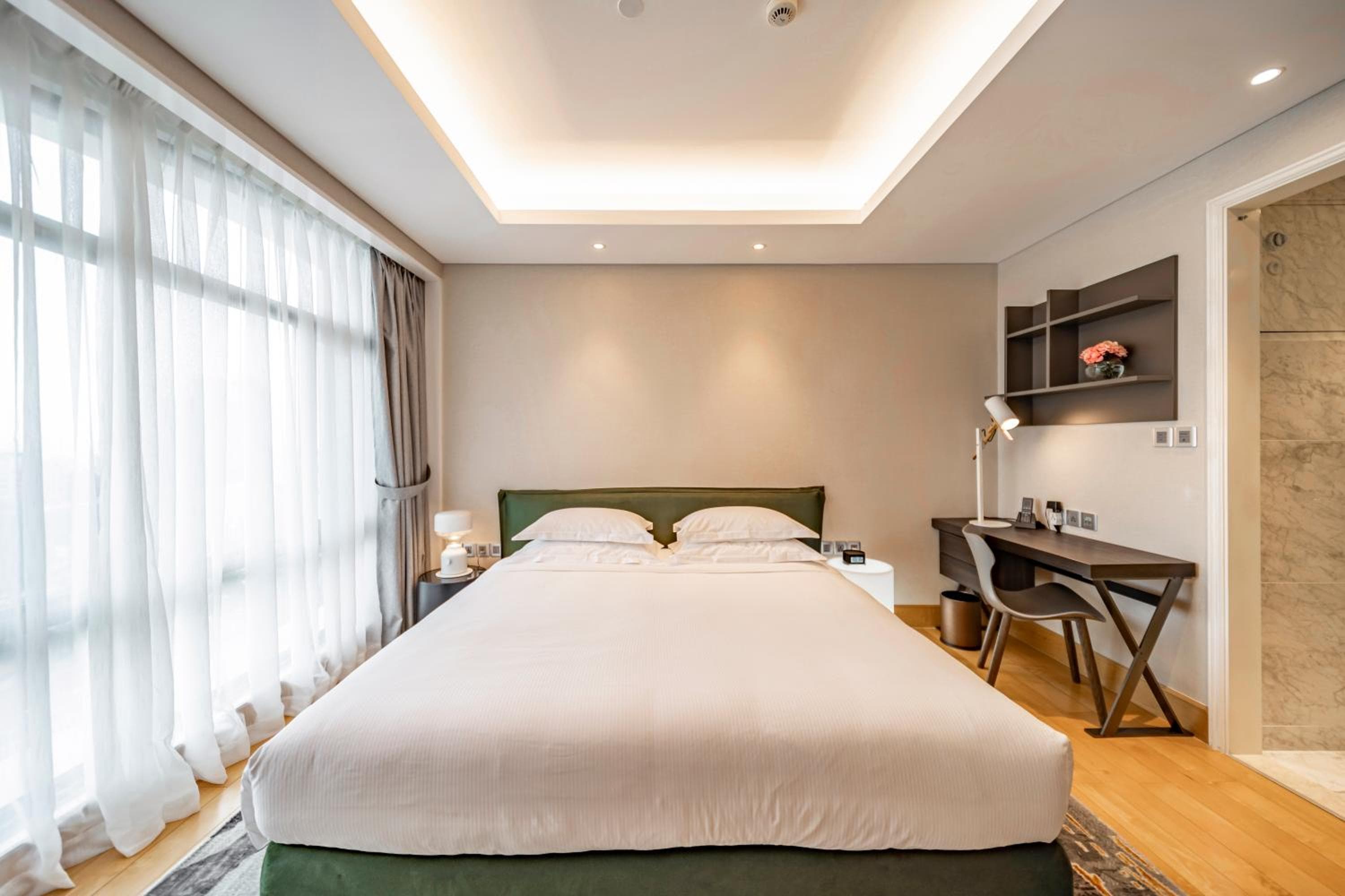 Sherwood Suites, Ho Chi Minh City, photo 2