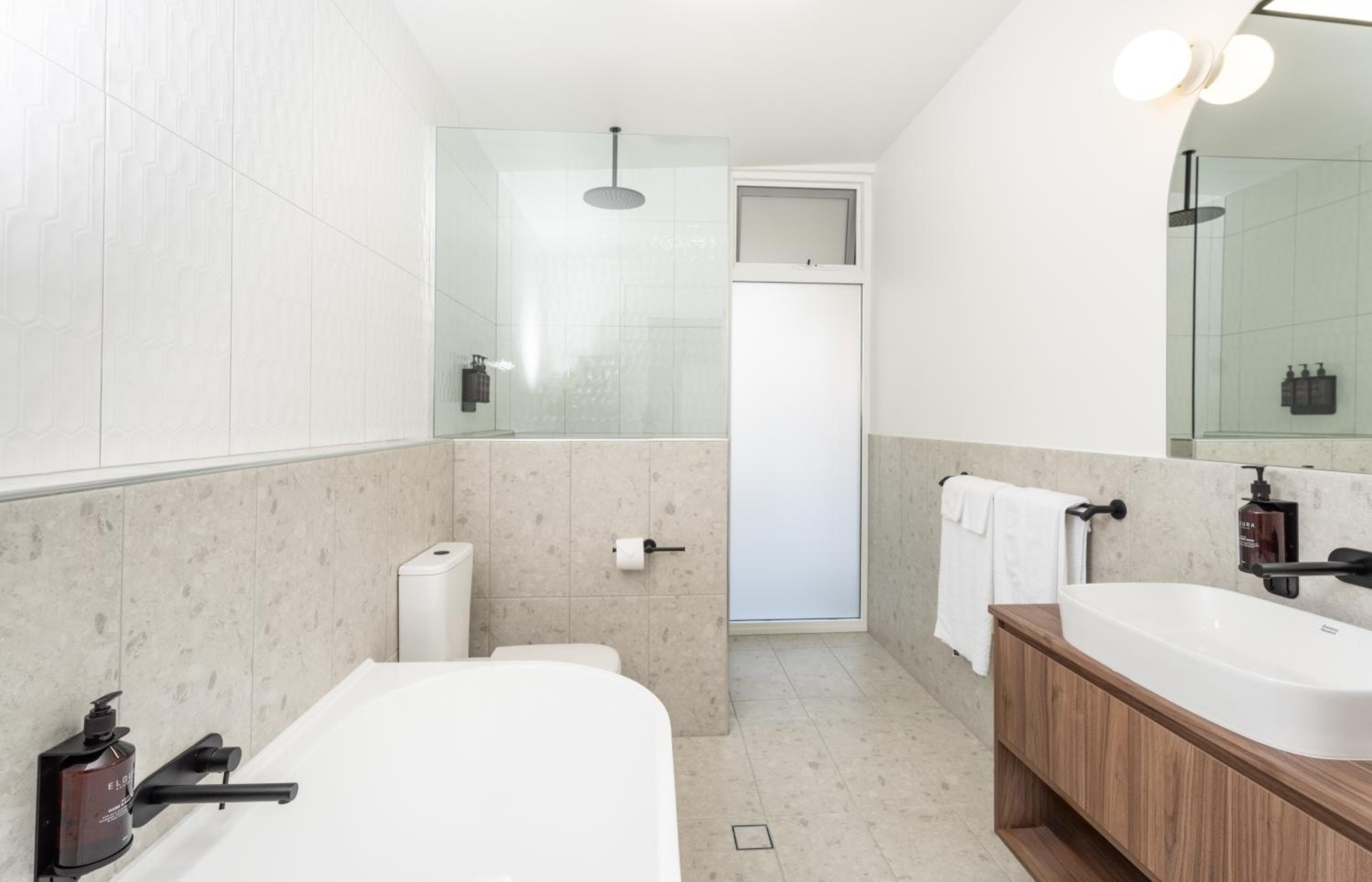 Clare Hillside Apartments, Clare, photo 6