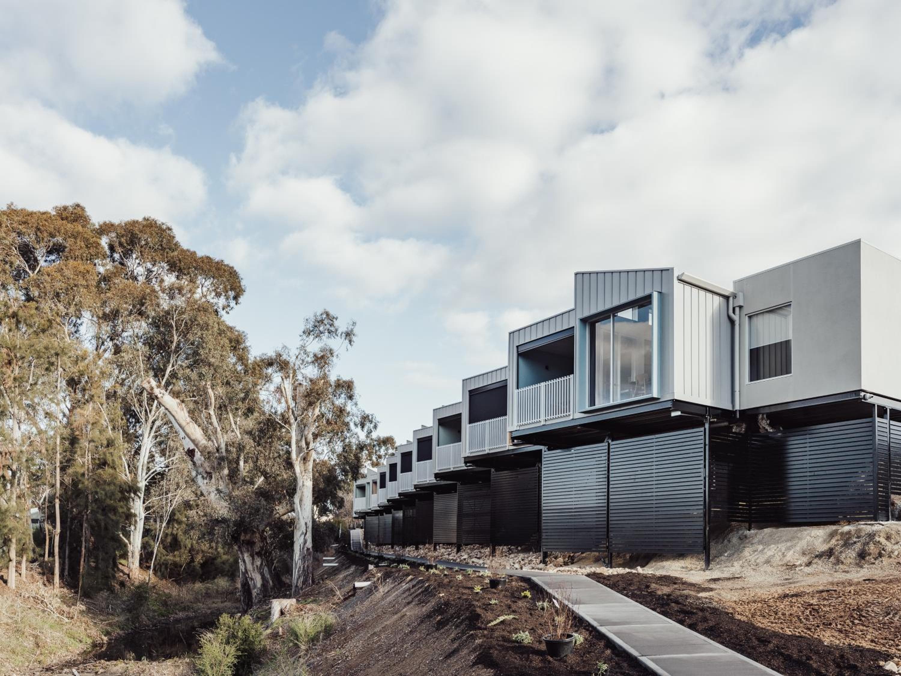 Clare Hillside Apartments, Clare