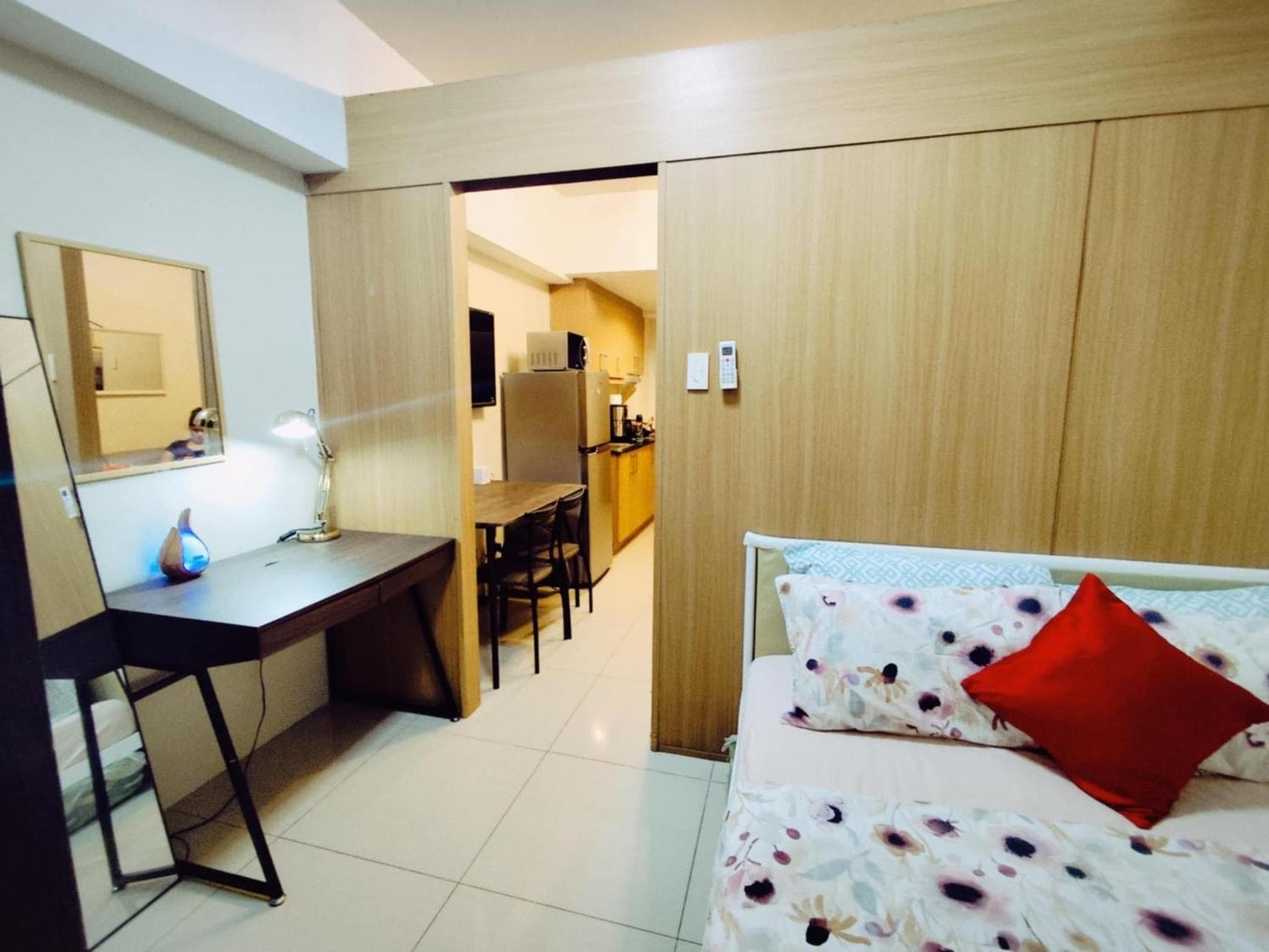 KYS STAYCATION 2-By Shell Residences MOA, Manila, photo 4