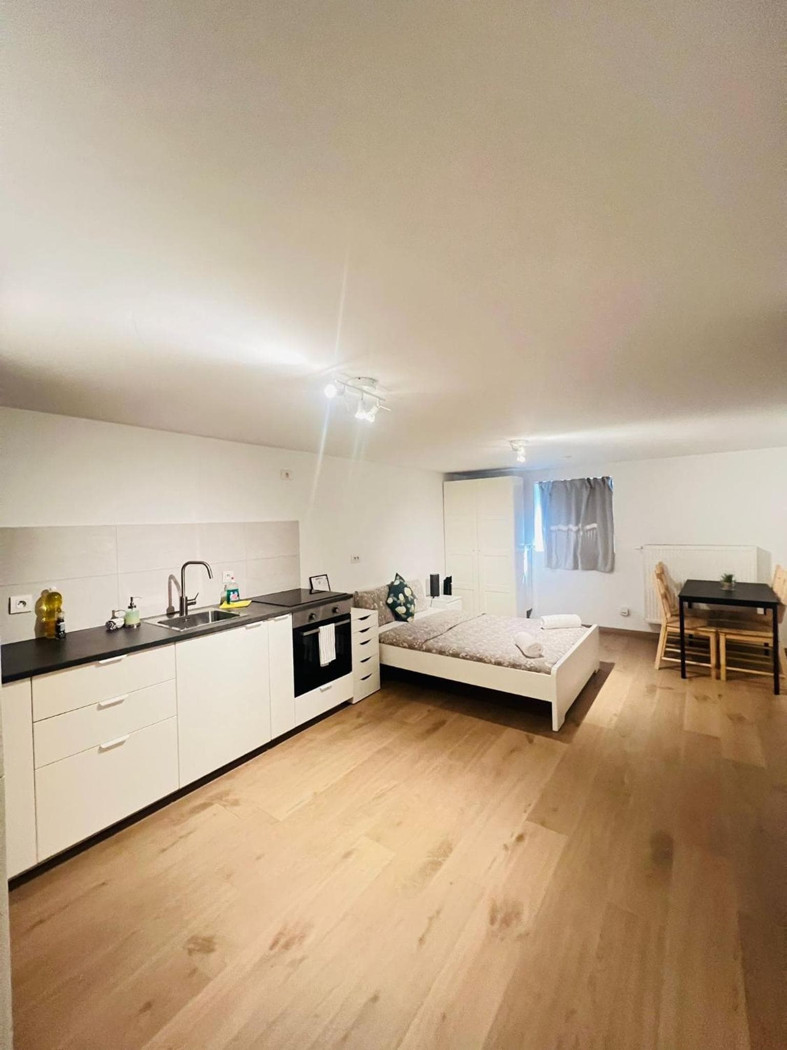 OneLuxStay near Fashion District, Antwerp, photo 2