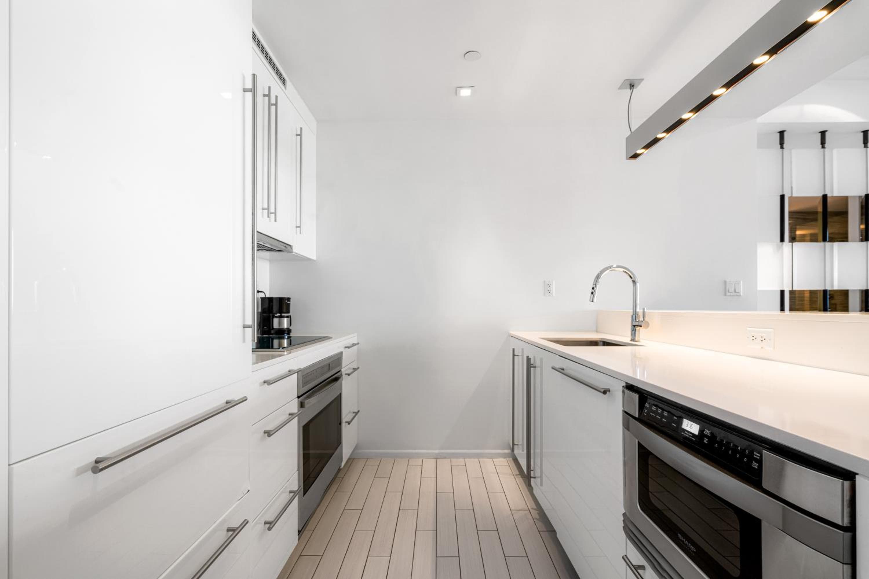 Ocean View Residence at South Beach -1114, Miami Beach, photo 4