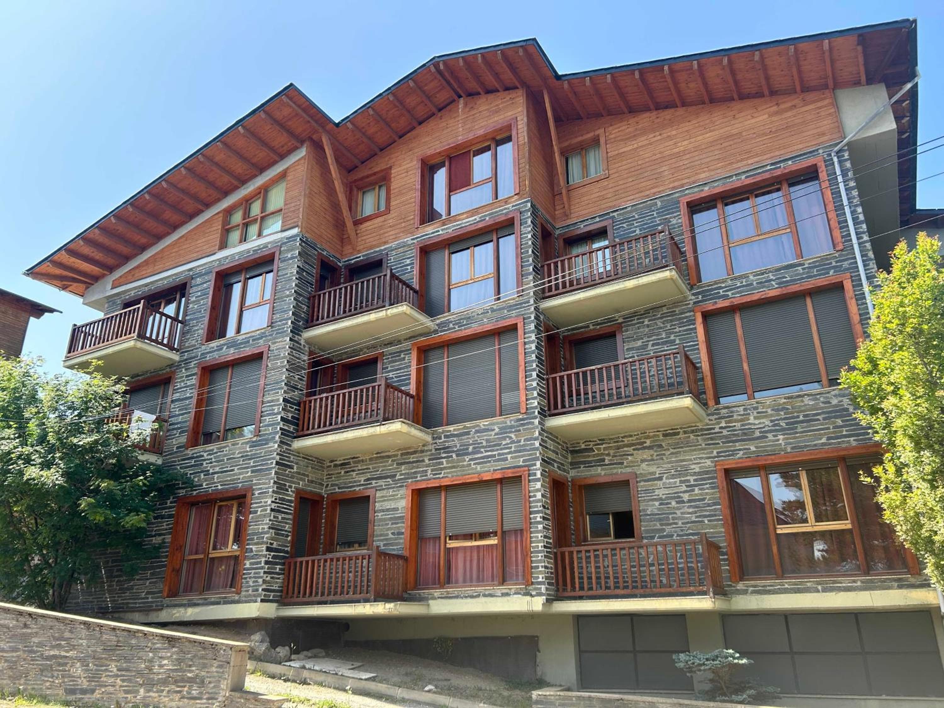 Building at Apartamentos Solineu