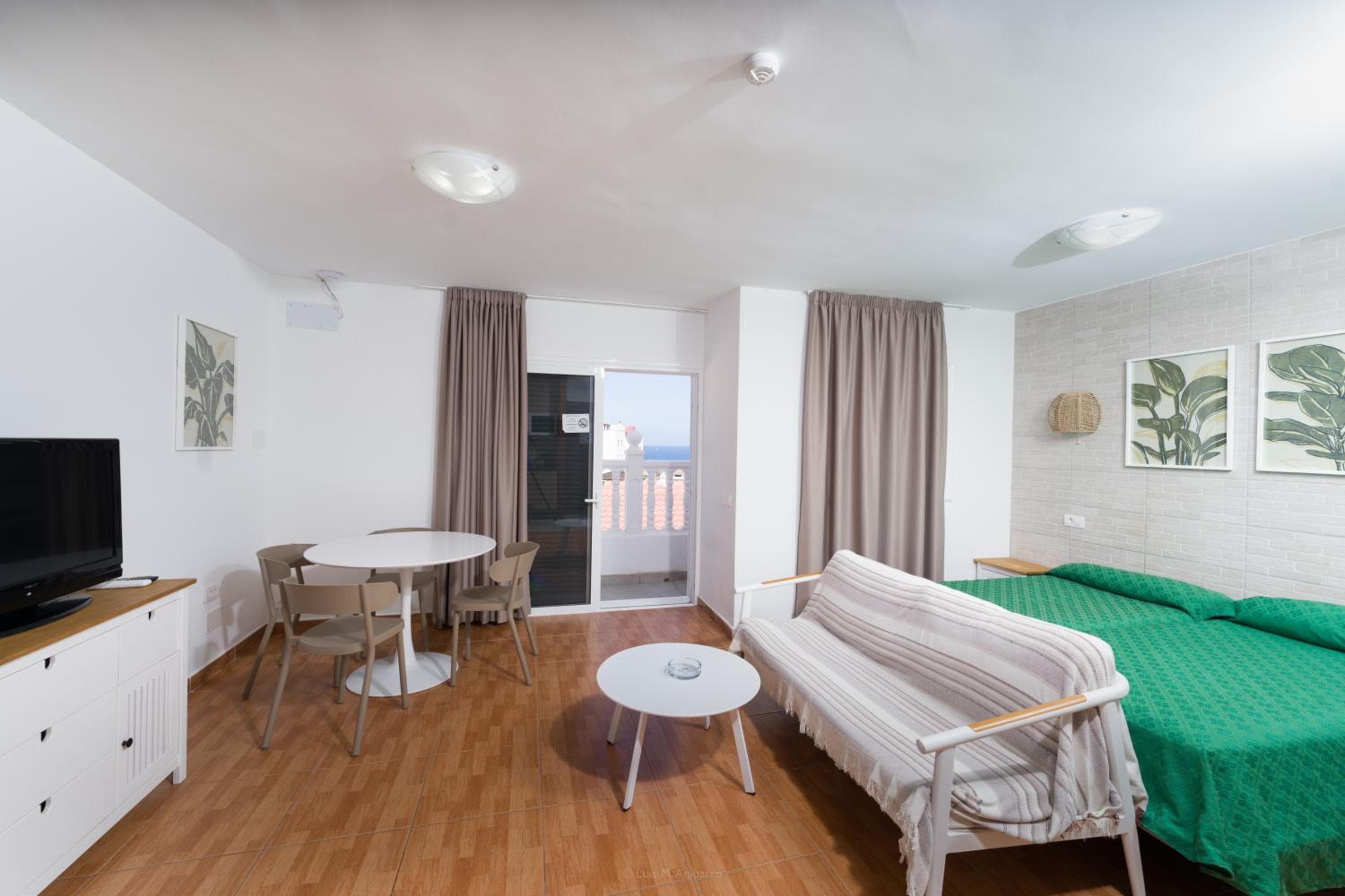 Apartamentos Tinerfe Garden, Adeje, photo 3
