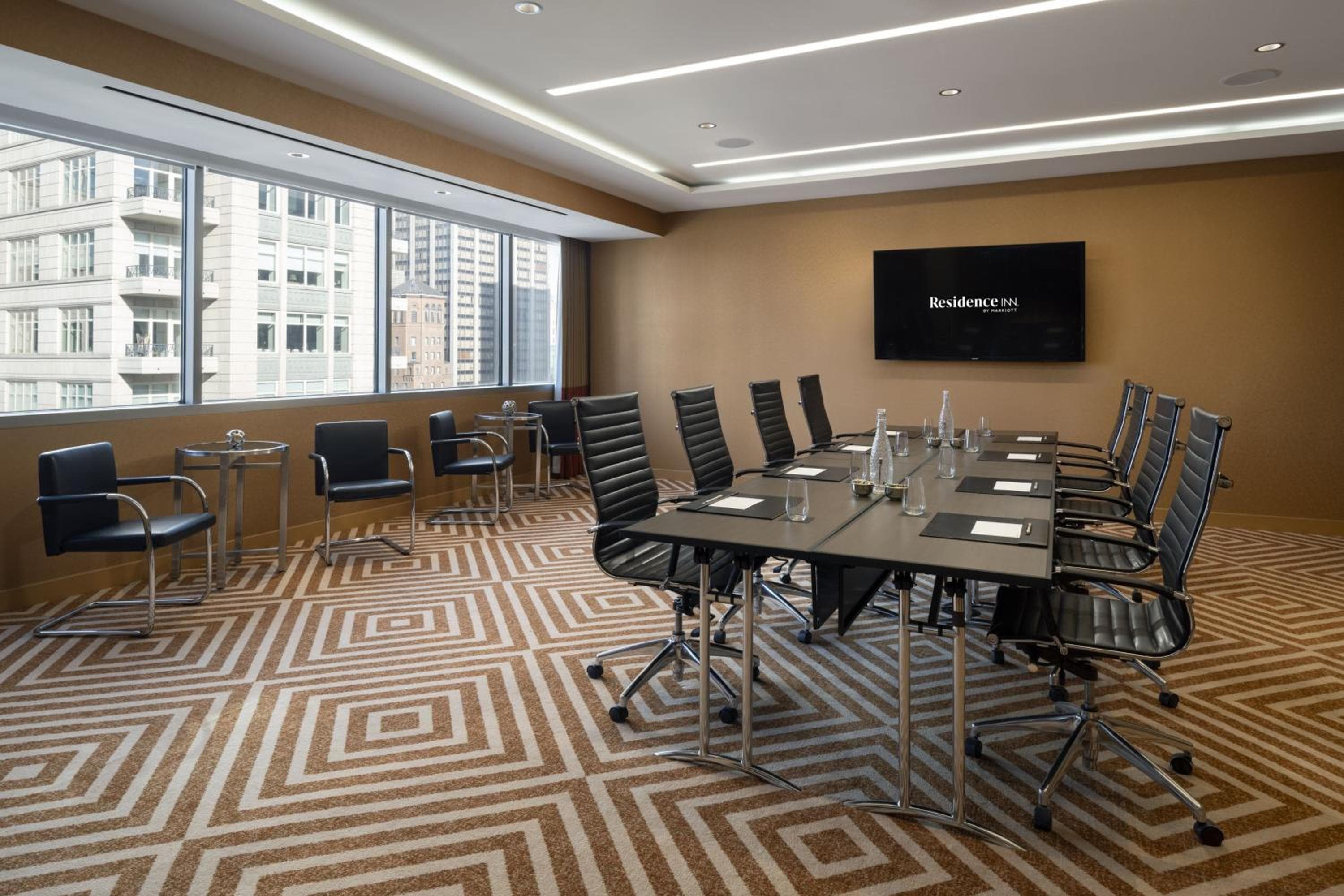 Residence Inn by Marriott Chicago Downtown Magnificent Mile, Chicago, photo 5
