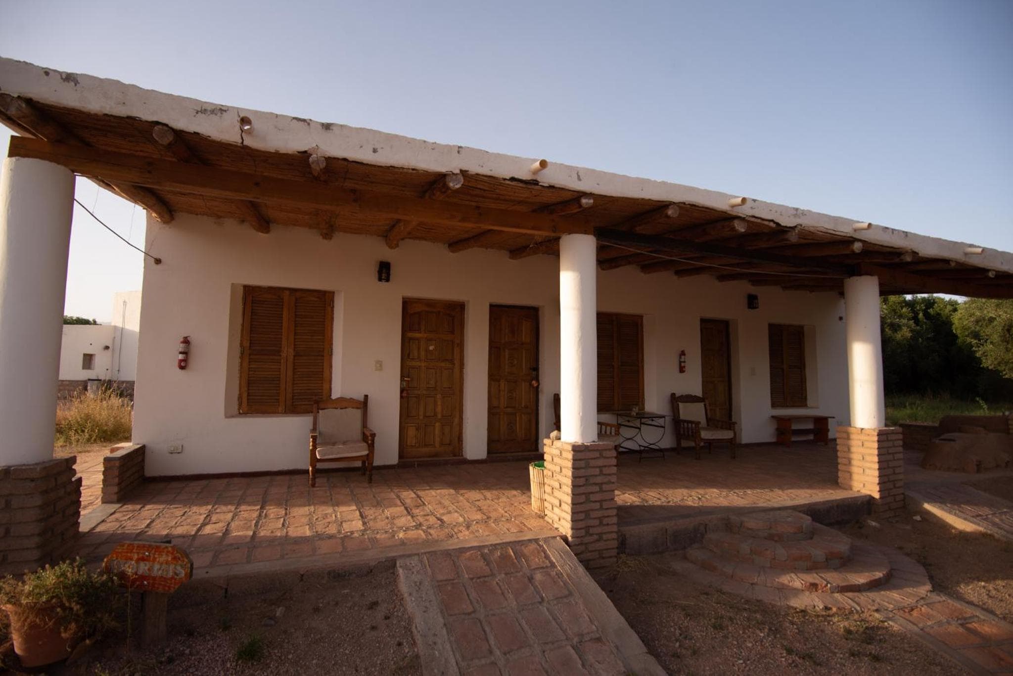 Cabañas y dormis Zgris, Tinogasta