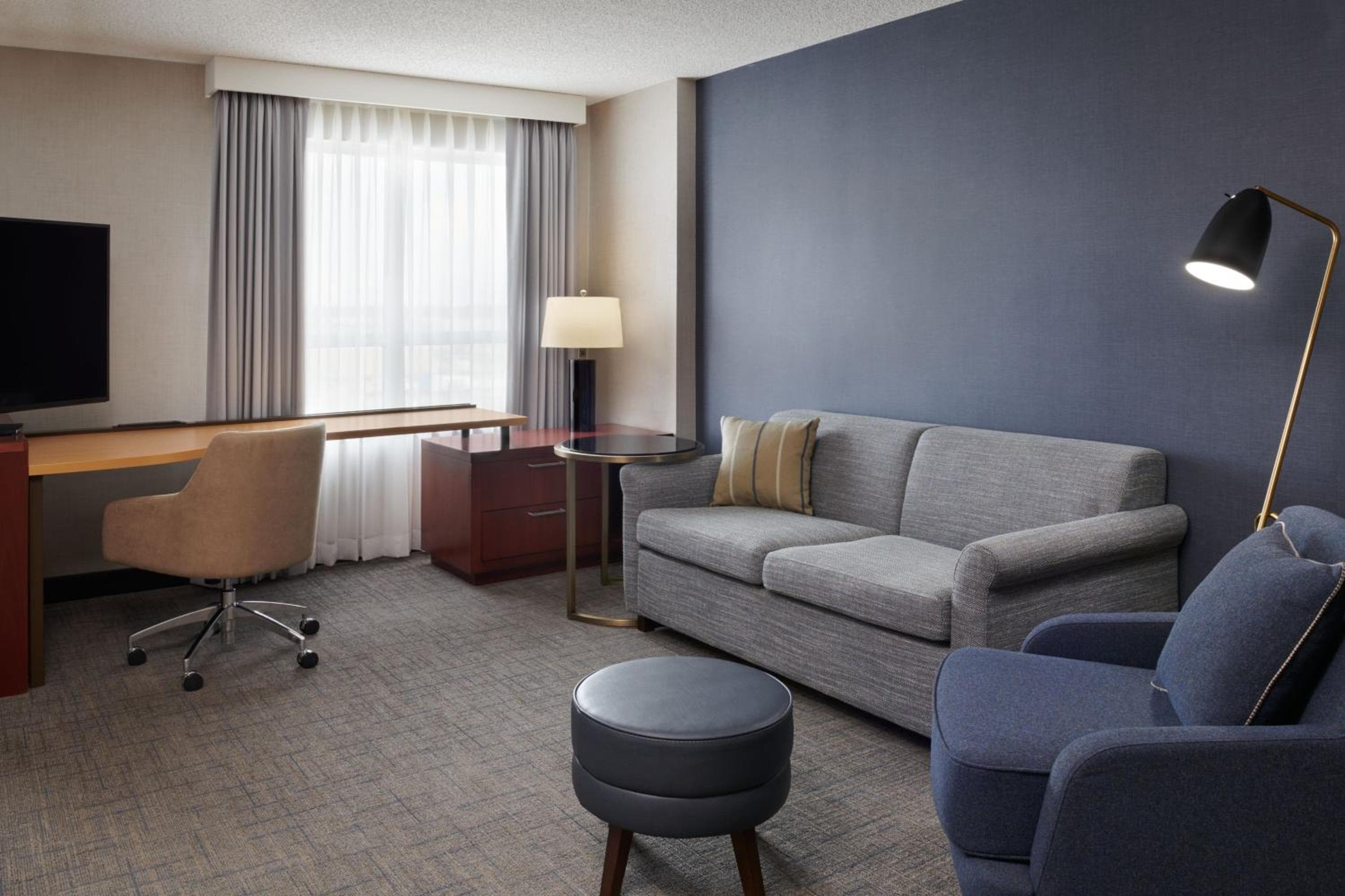 Residence Inn by Marriott Calgary Airport, Calgary, photo 5