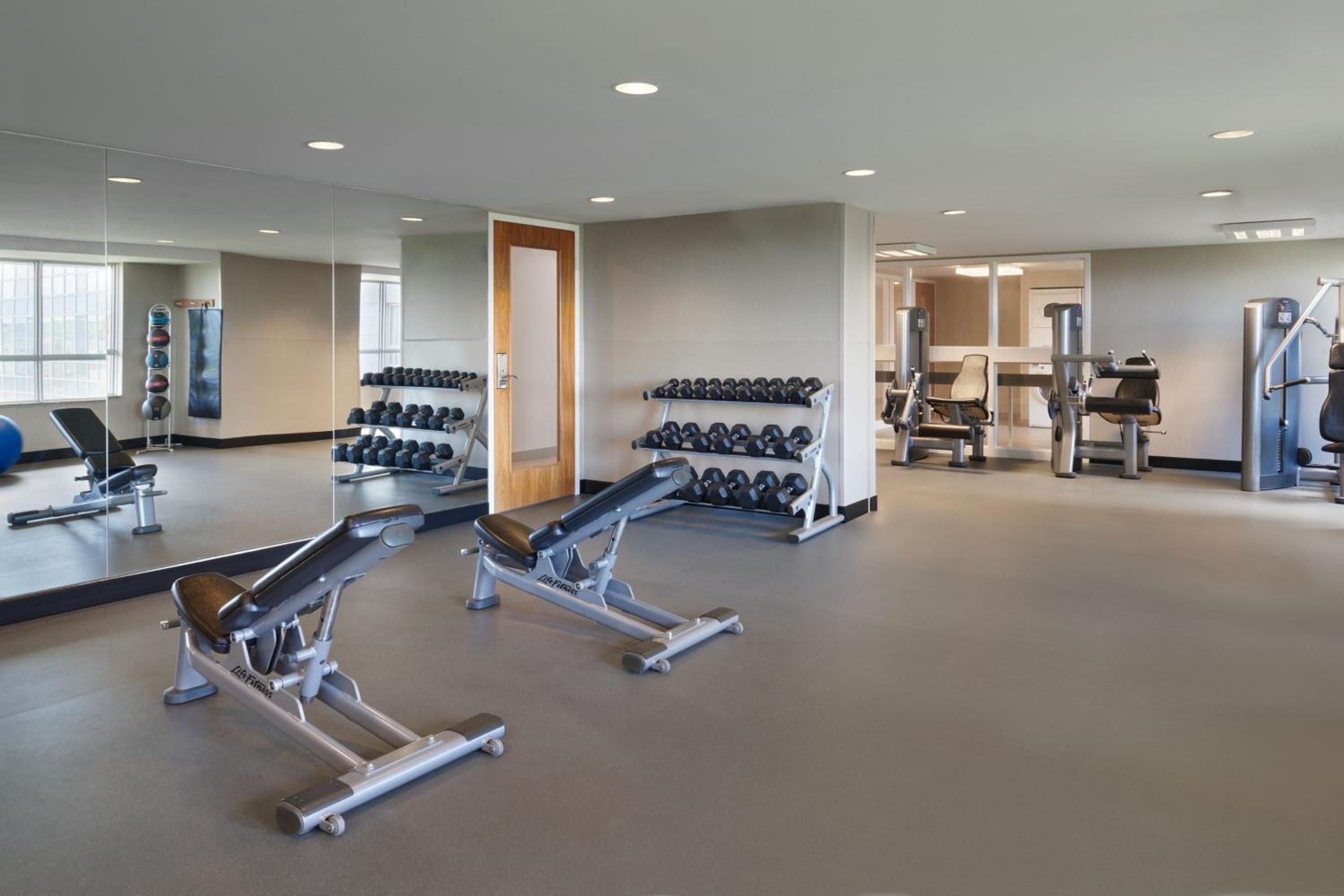 Residence Inn by Marriott Calgary Airport, Calgary, photo 4
