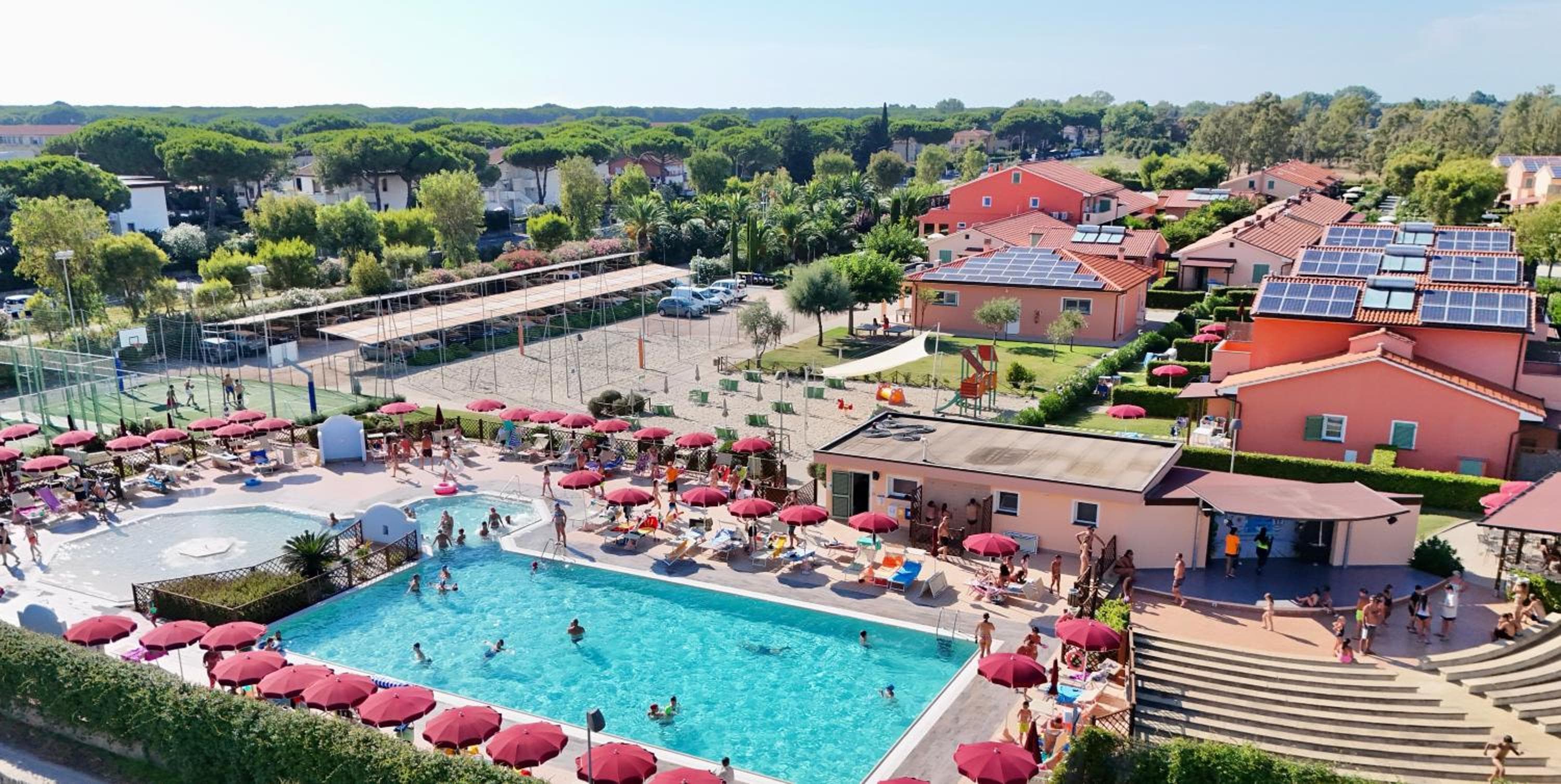 Residence with swimming pool in Mazzanta just 600 meters from the beach, Mazzanta, photo 6