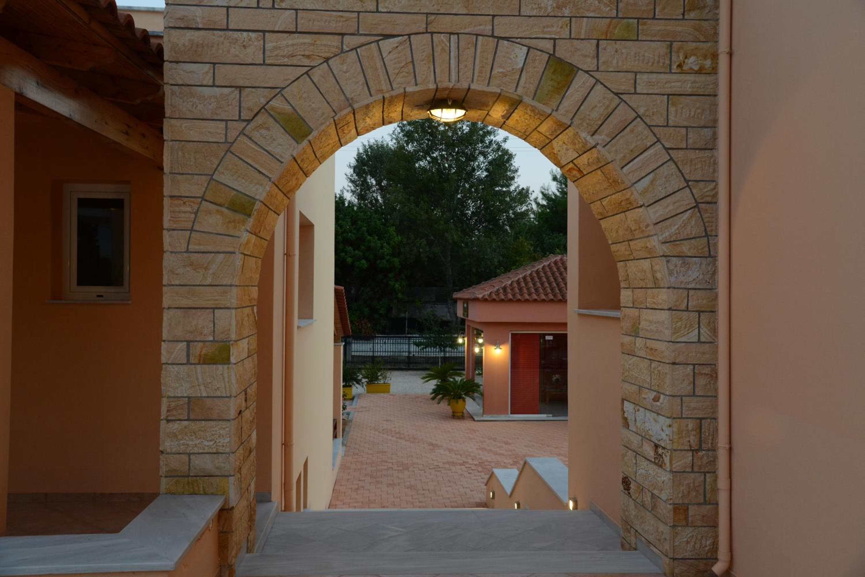 Maria's Filoxenia Suites, Dhrepanon, photo 2
