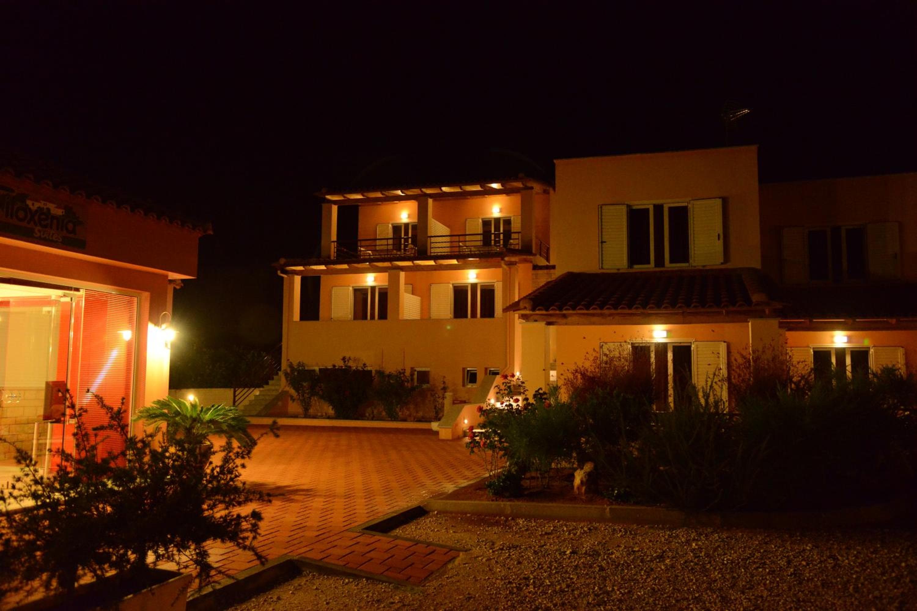 Maria's Filoxenia Suites, Dhrepanon, photo 3