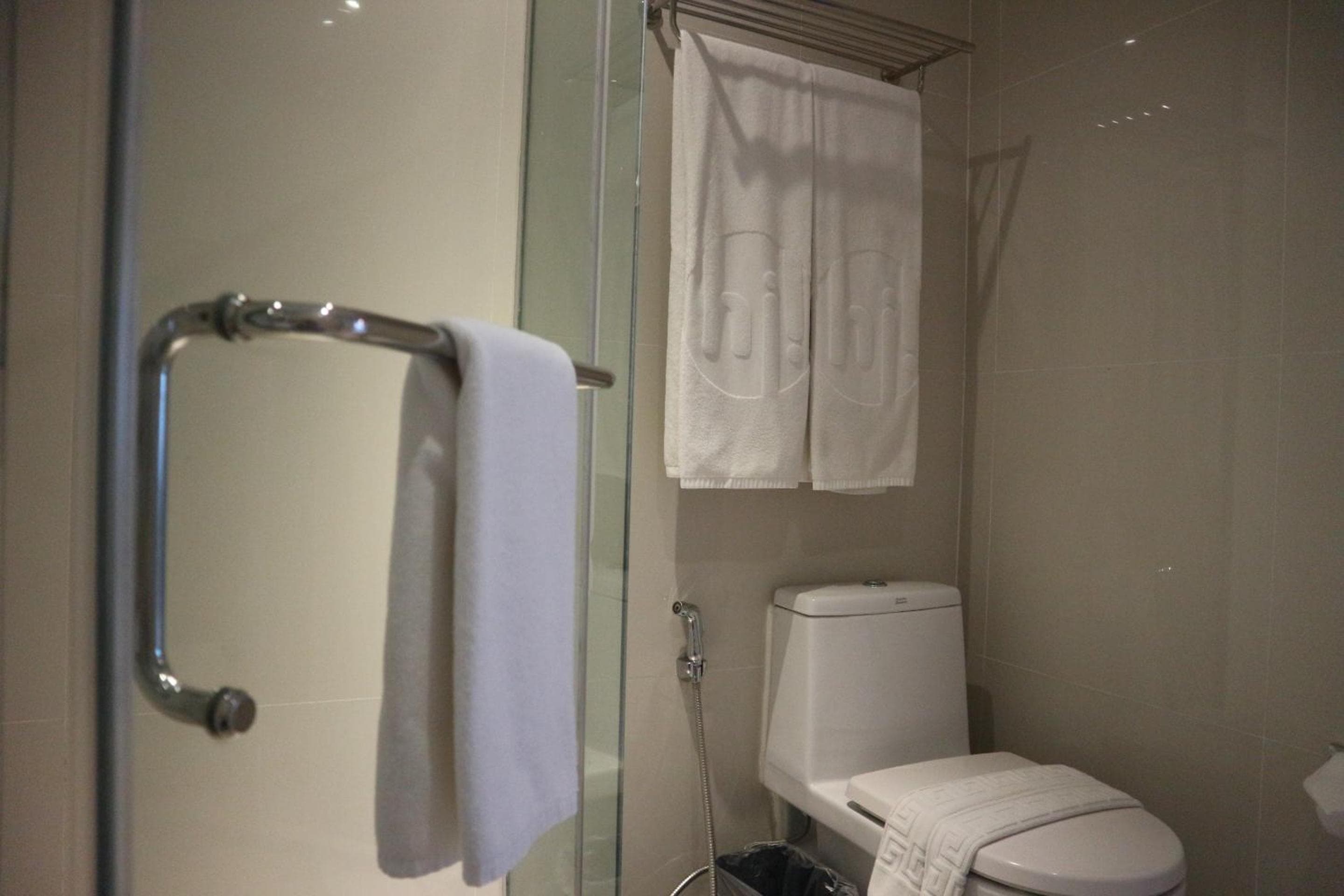 KL Serviced Residences Managed by HII, Manila