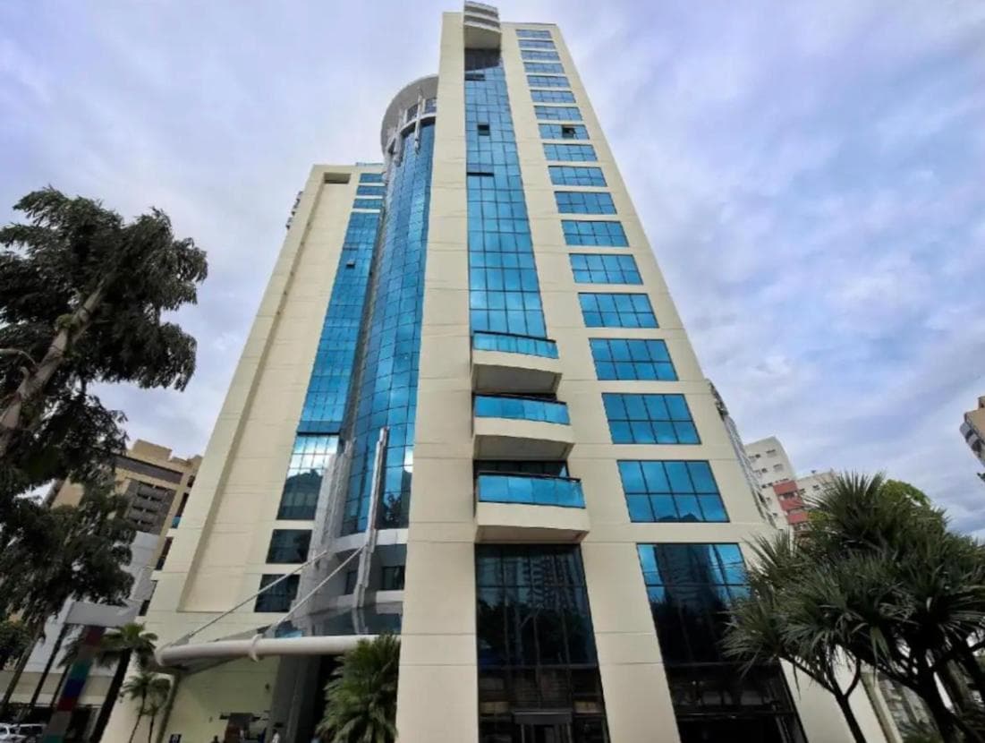 Flat de Luxo em Hotel 4E na Av Ibirapuera em Moema, Sao Paulo