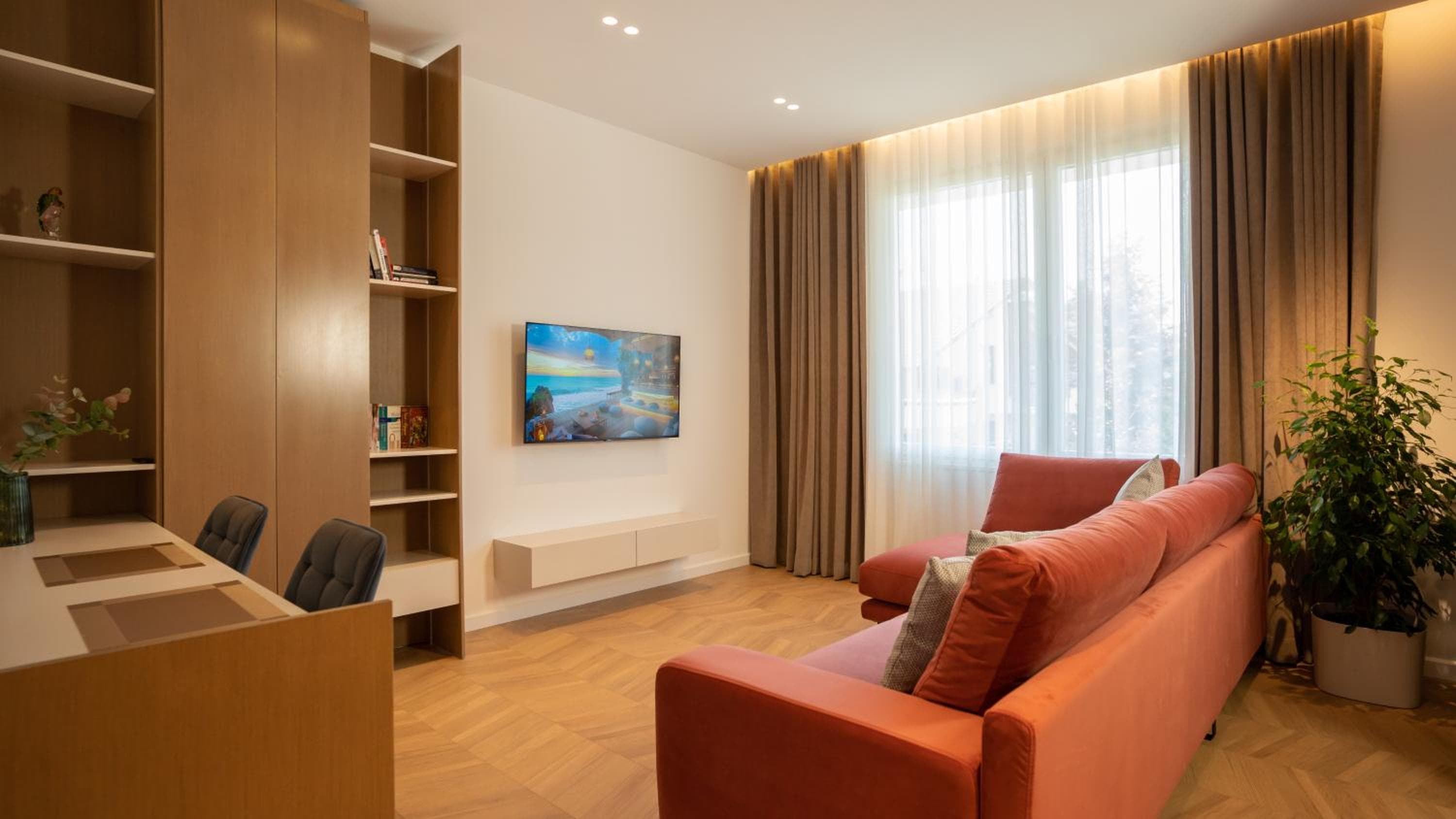 Albani's Apartment, Tirana