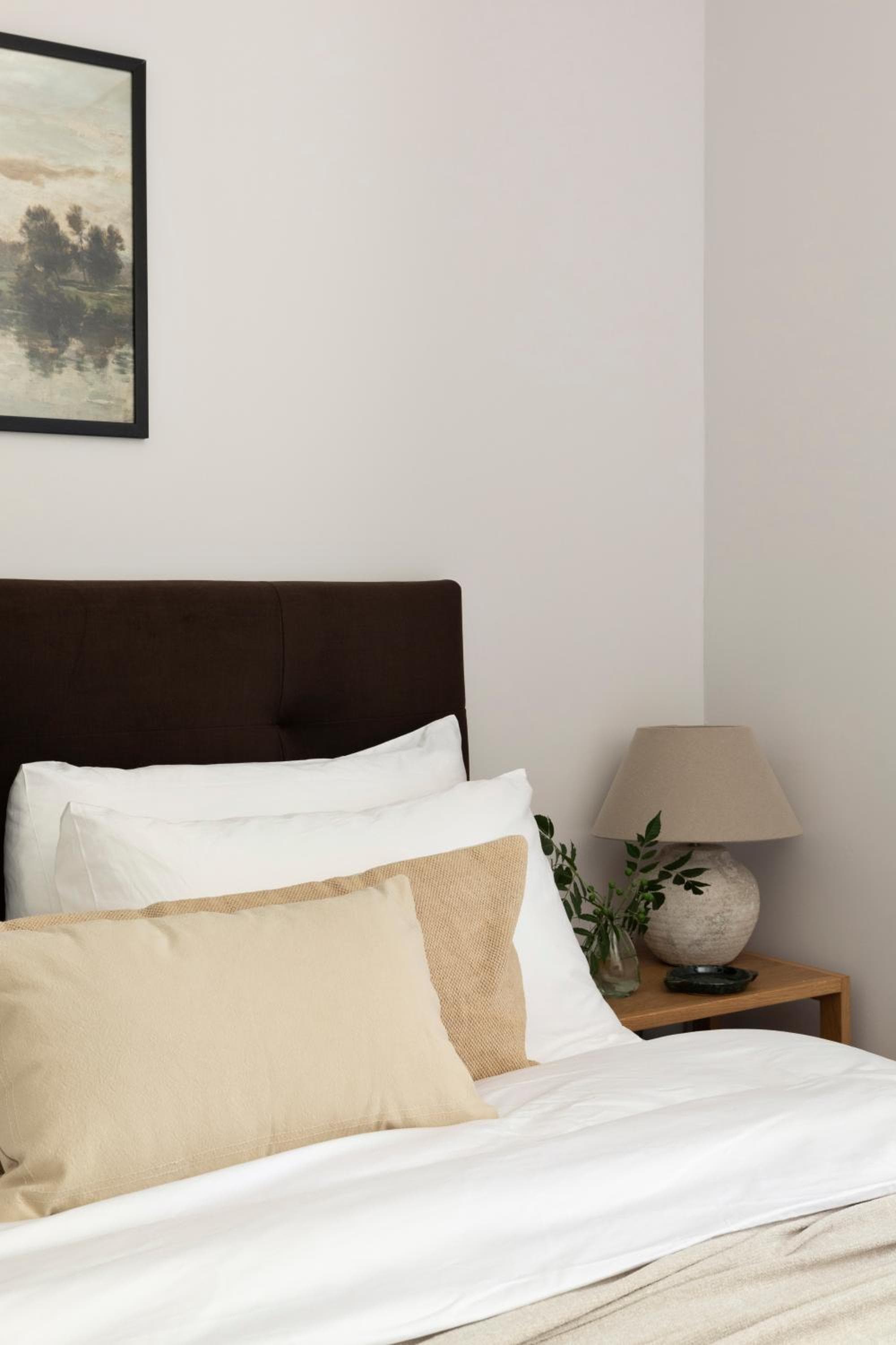 The J Luxury Apartments Near Mahane Yehuda - Perfect for Shabbat Stays, Jerusalem, photo 3