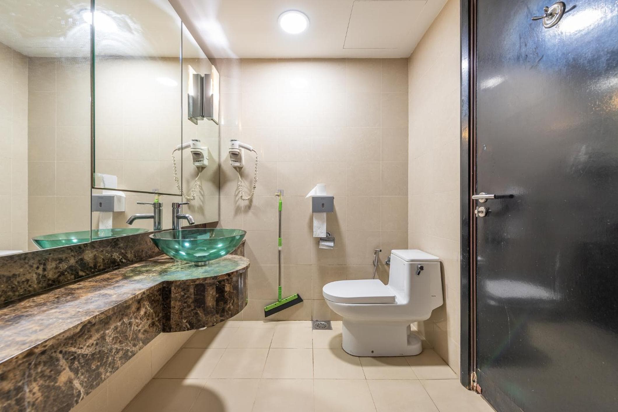 Resort Suites Pyramid & Lagoon, Petaling Jaya, photo 4