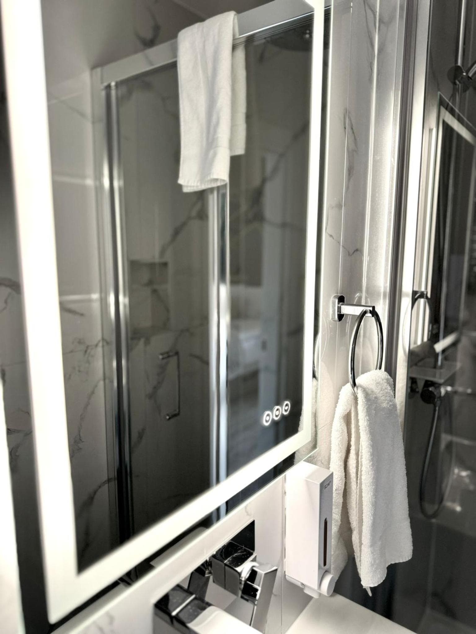 Bathroom at Victoria Studios