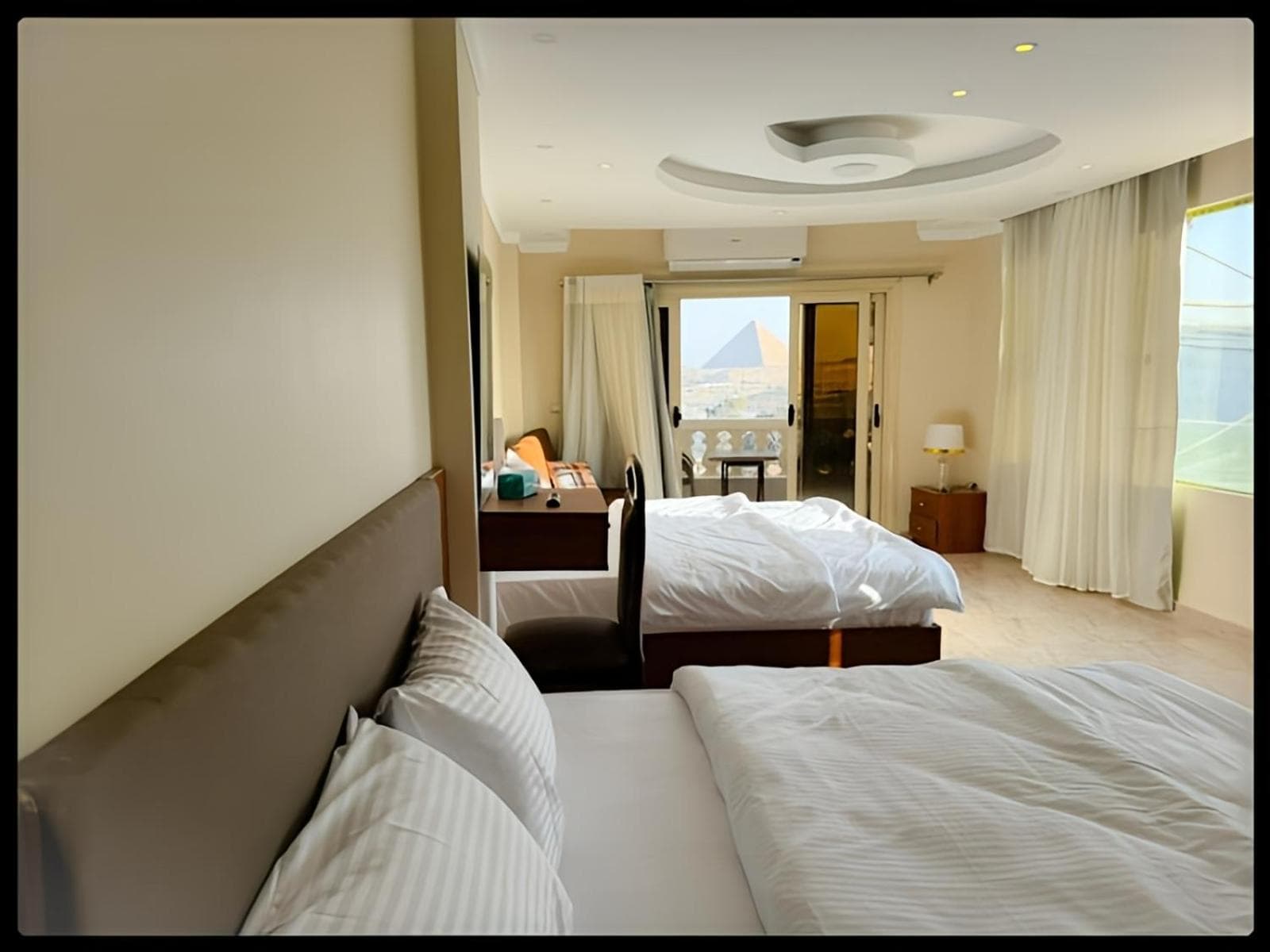 Pyramid hotel, Cairo, photo 5