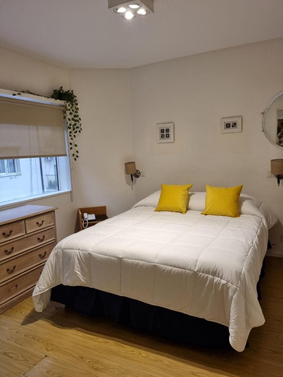 Hotel room at Suipacha Apart 603