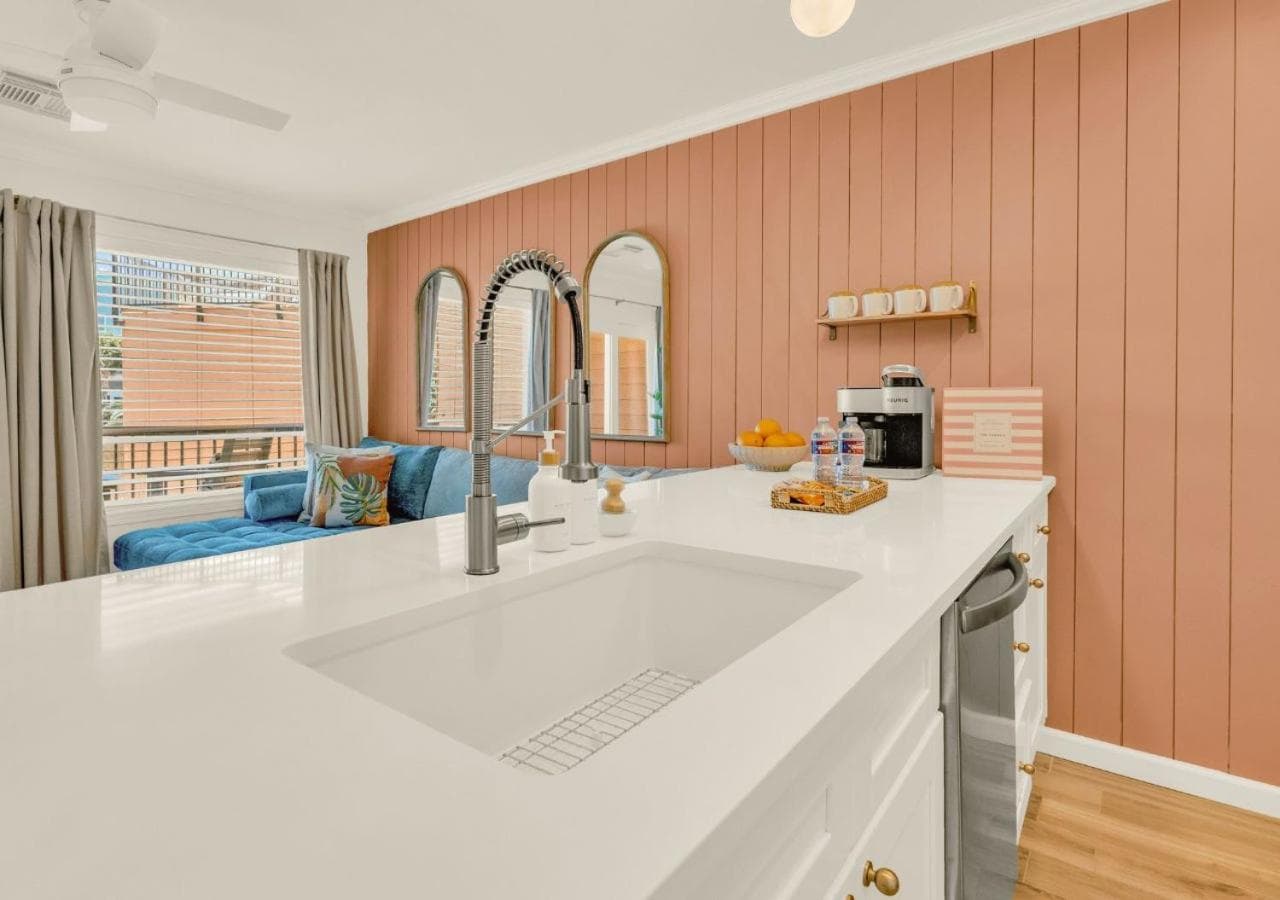 Poolside Paradise, Galveston, photo 5