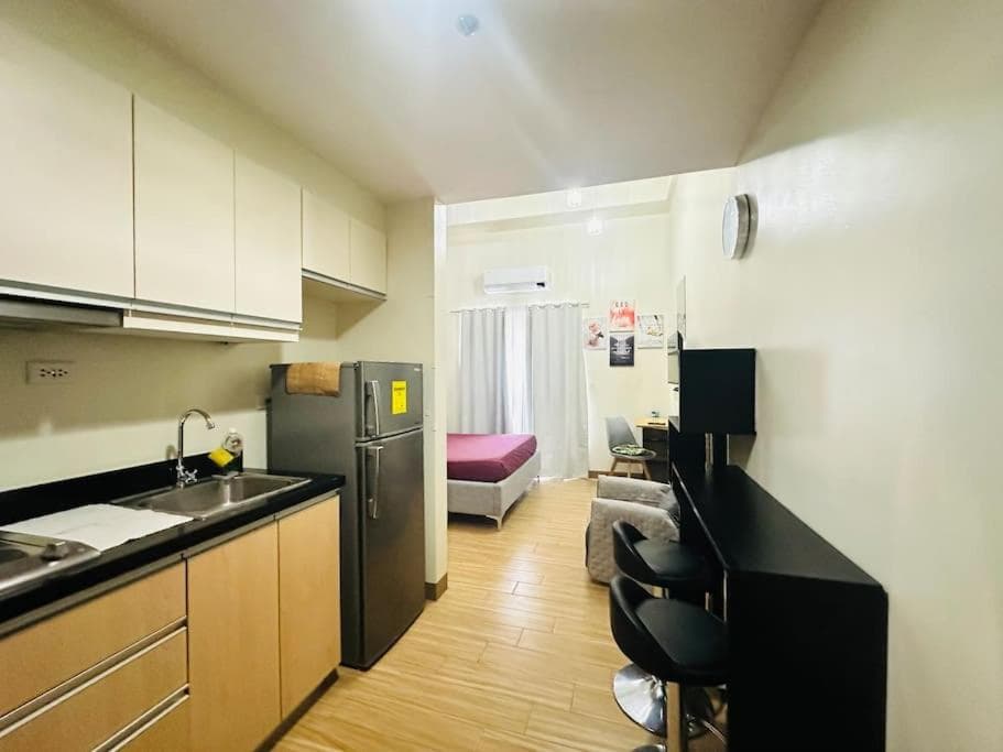 Condo with Balcony in Iloilo City, Iloilo City, photo 3
