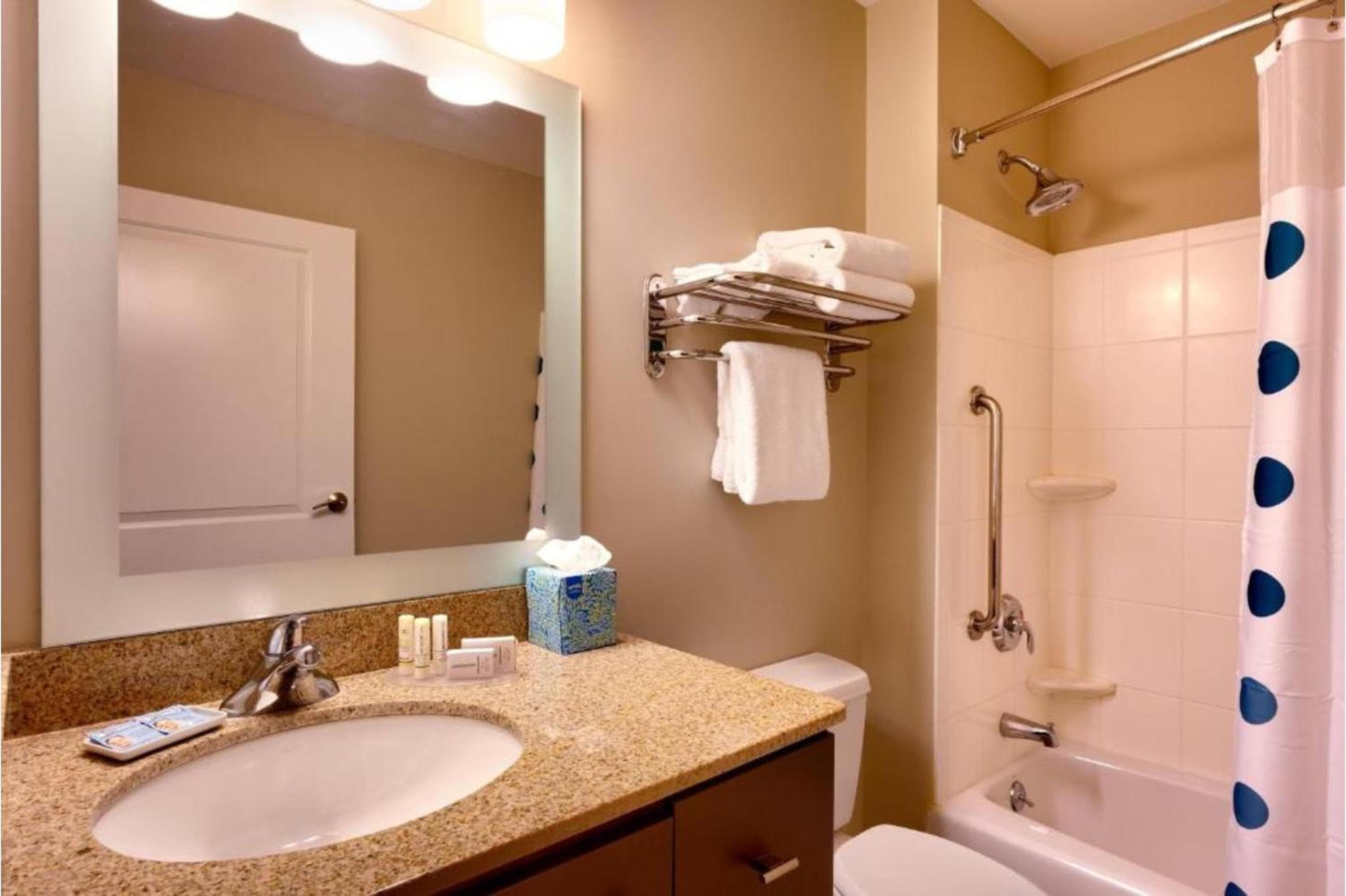TownePlace Suites Omaha West, Omaha, photo 2