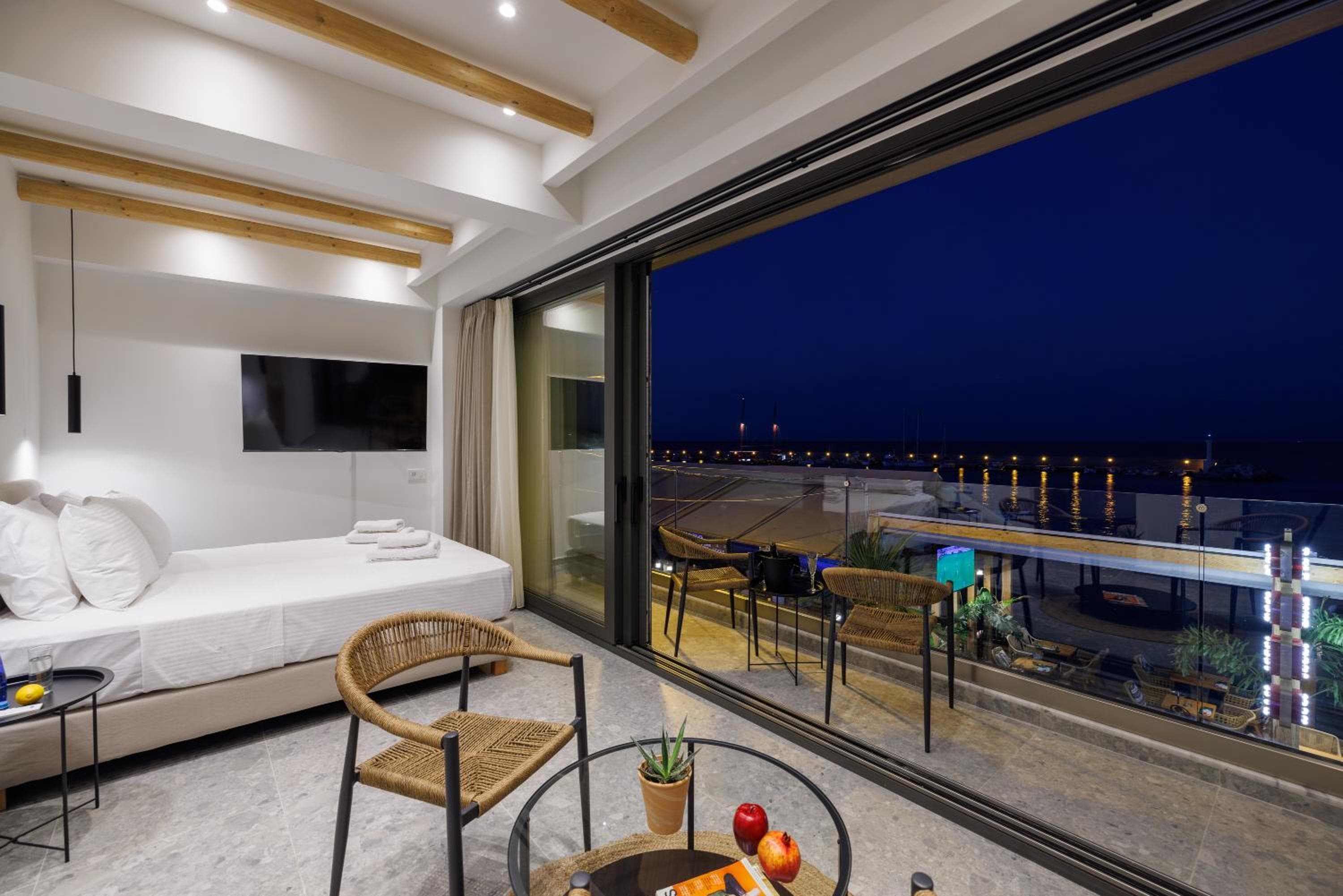 Soho SeaFront Suites, Hersonissos, photo 4