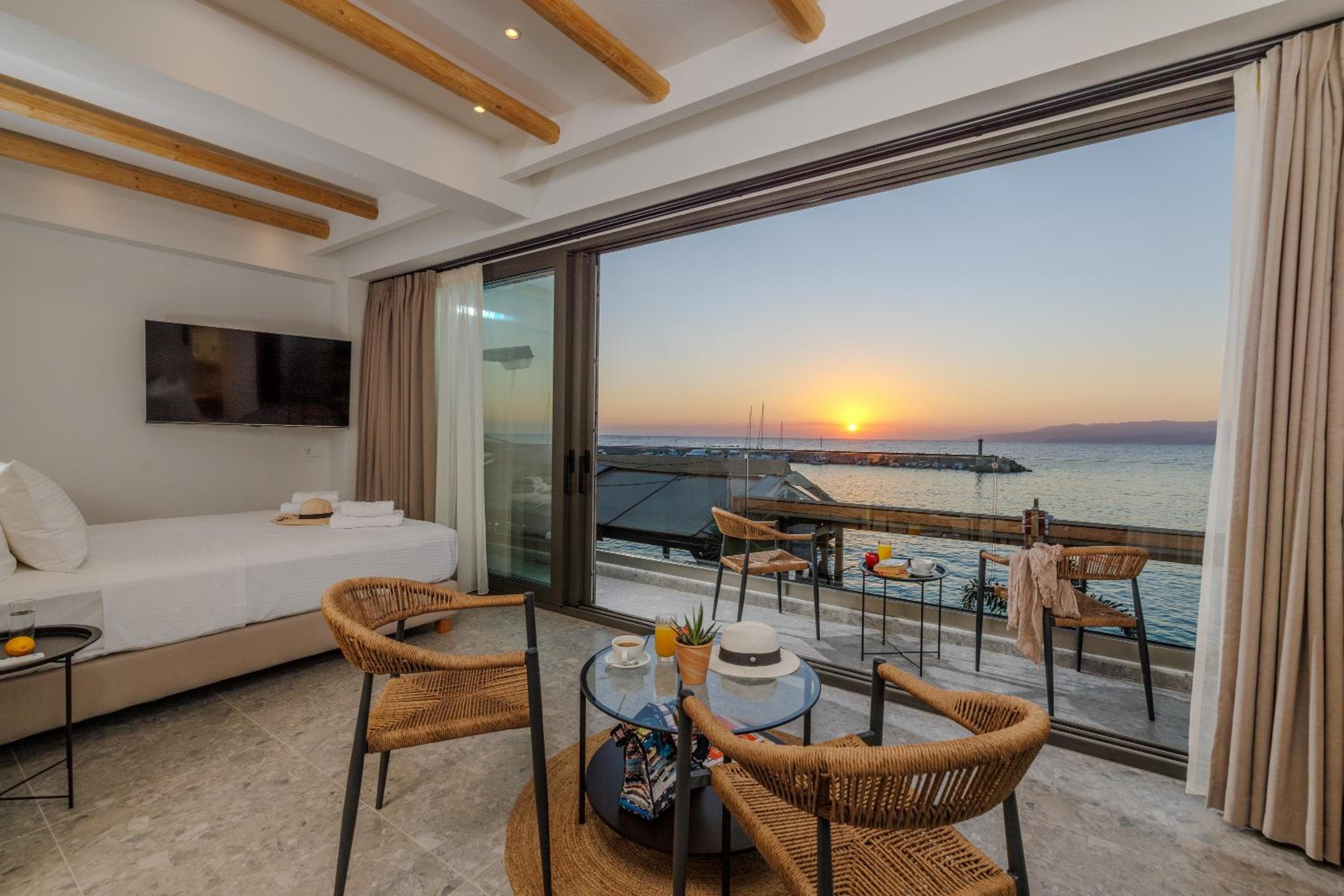 Soho SeaFront Suites, Hersonissos, photo 3