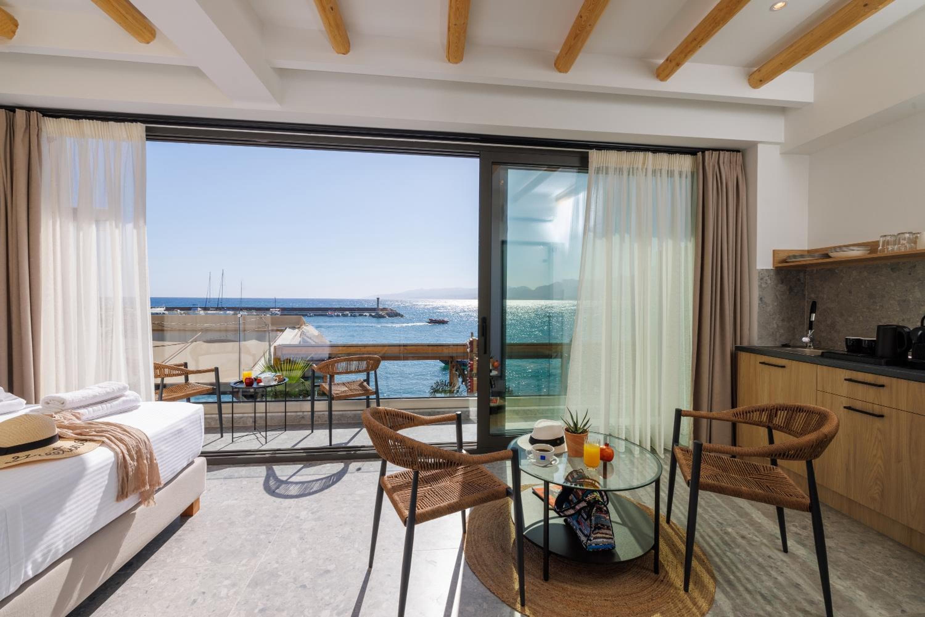 Soho SeaFront Suites, Hersonissos, photo 5