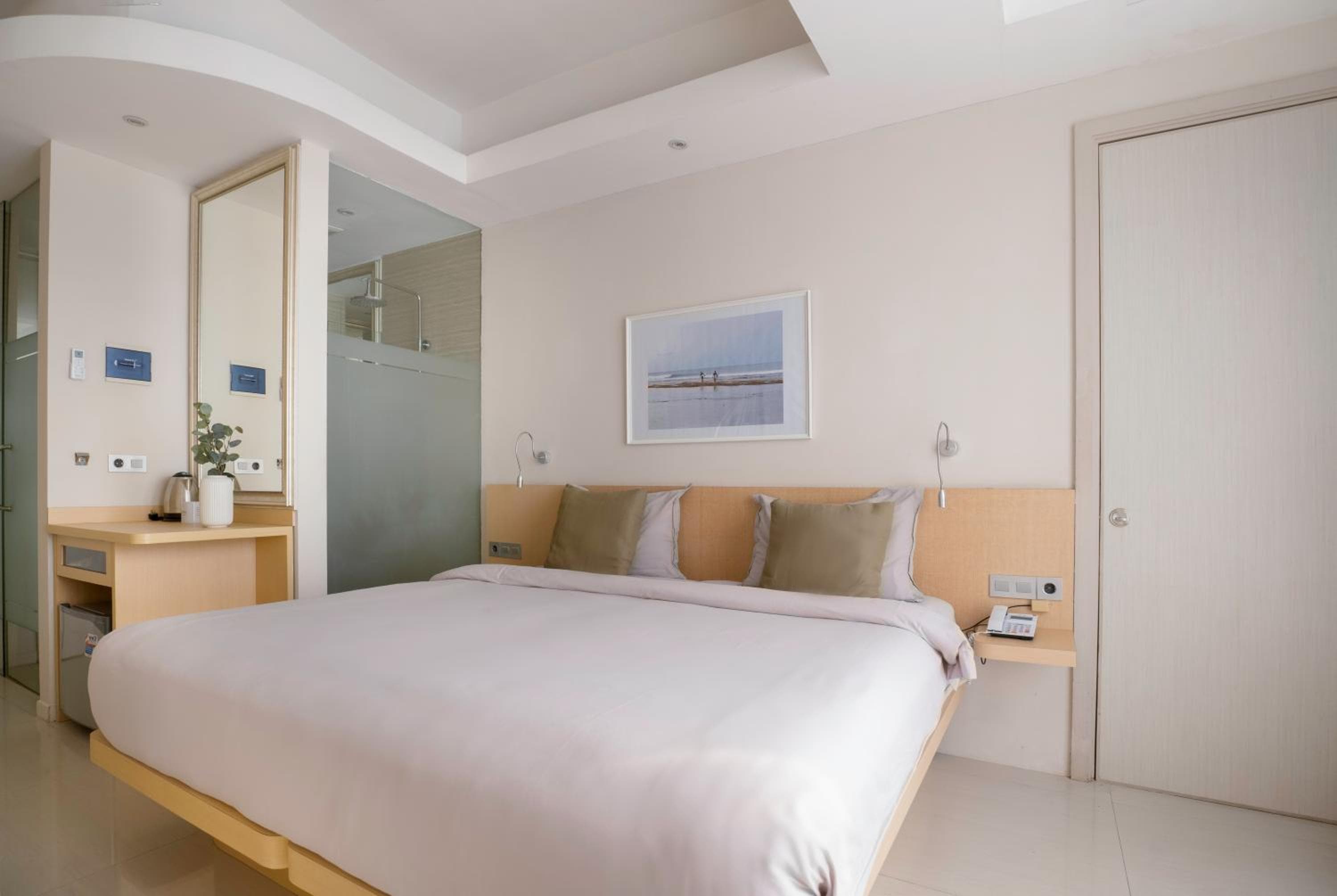 Bustle Base Coliving and Coworking Space, Legian, photo 6
