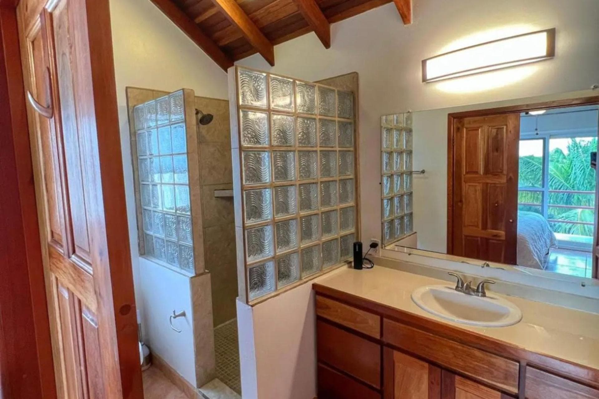 San Pedro Belize Beachfront Apartment, San Pedro, photo 6