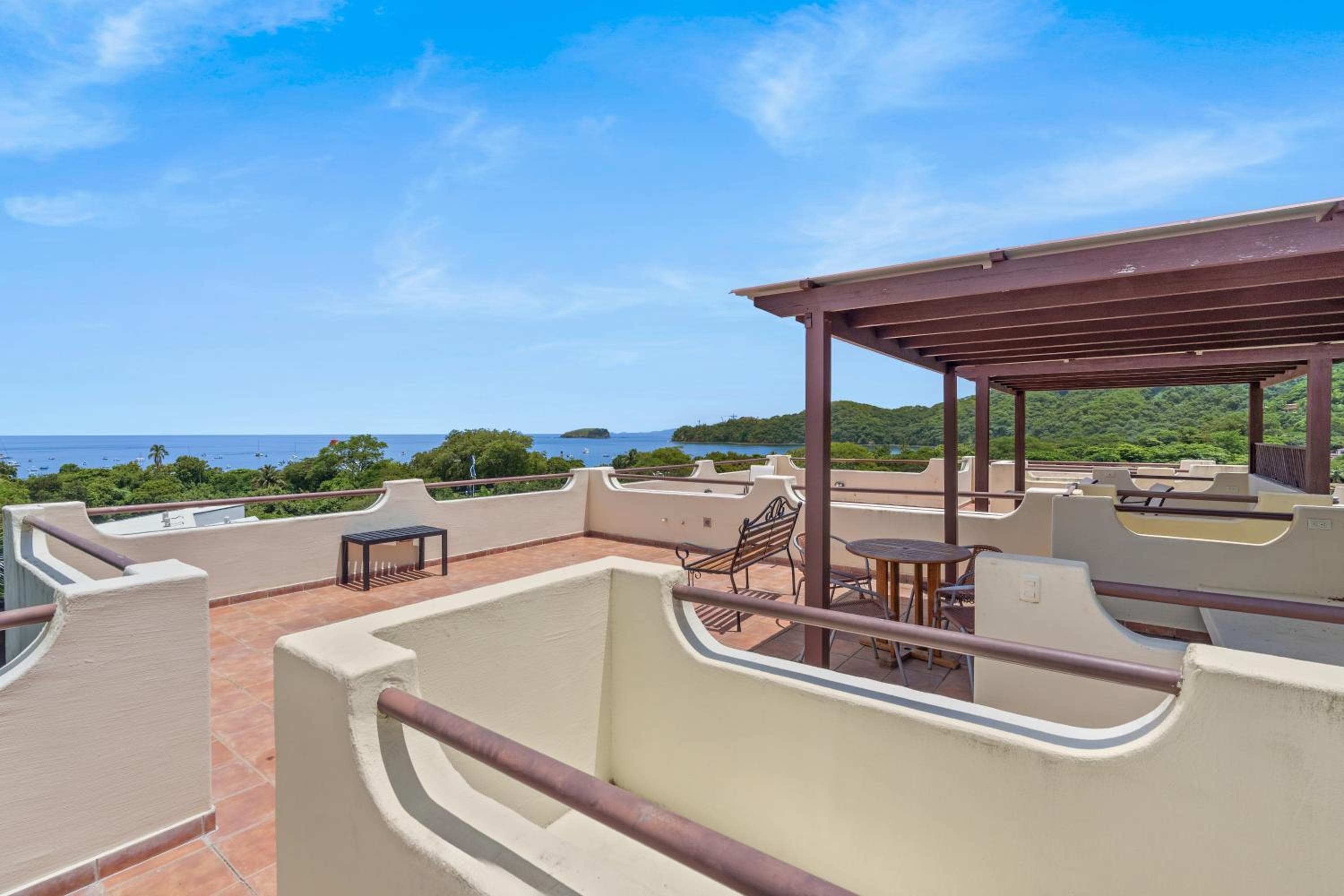 Tropical Gardens Suites and Apartments, Coco, photo 4