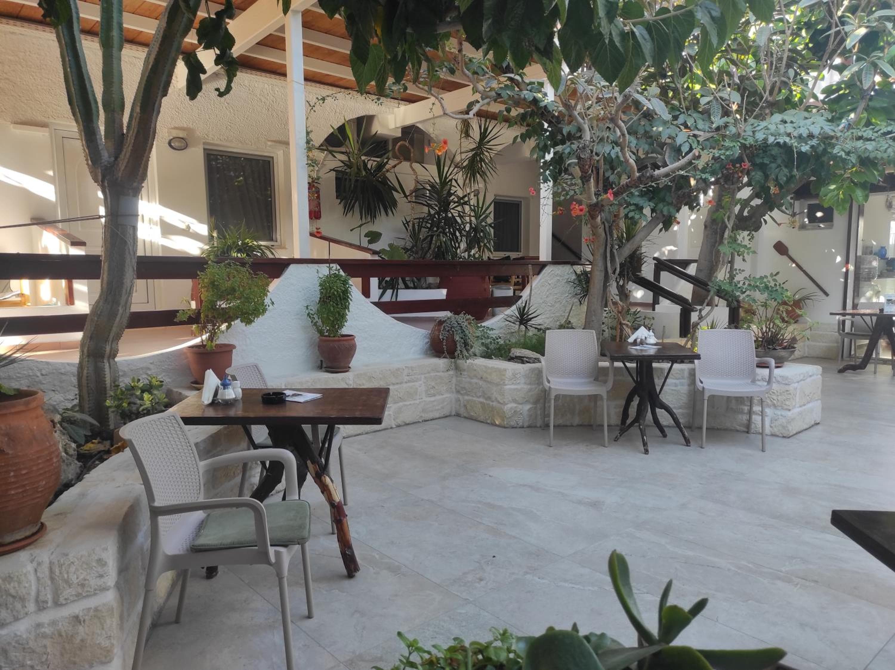 Nikos Hotel, Matala, photo 3