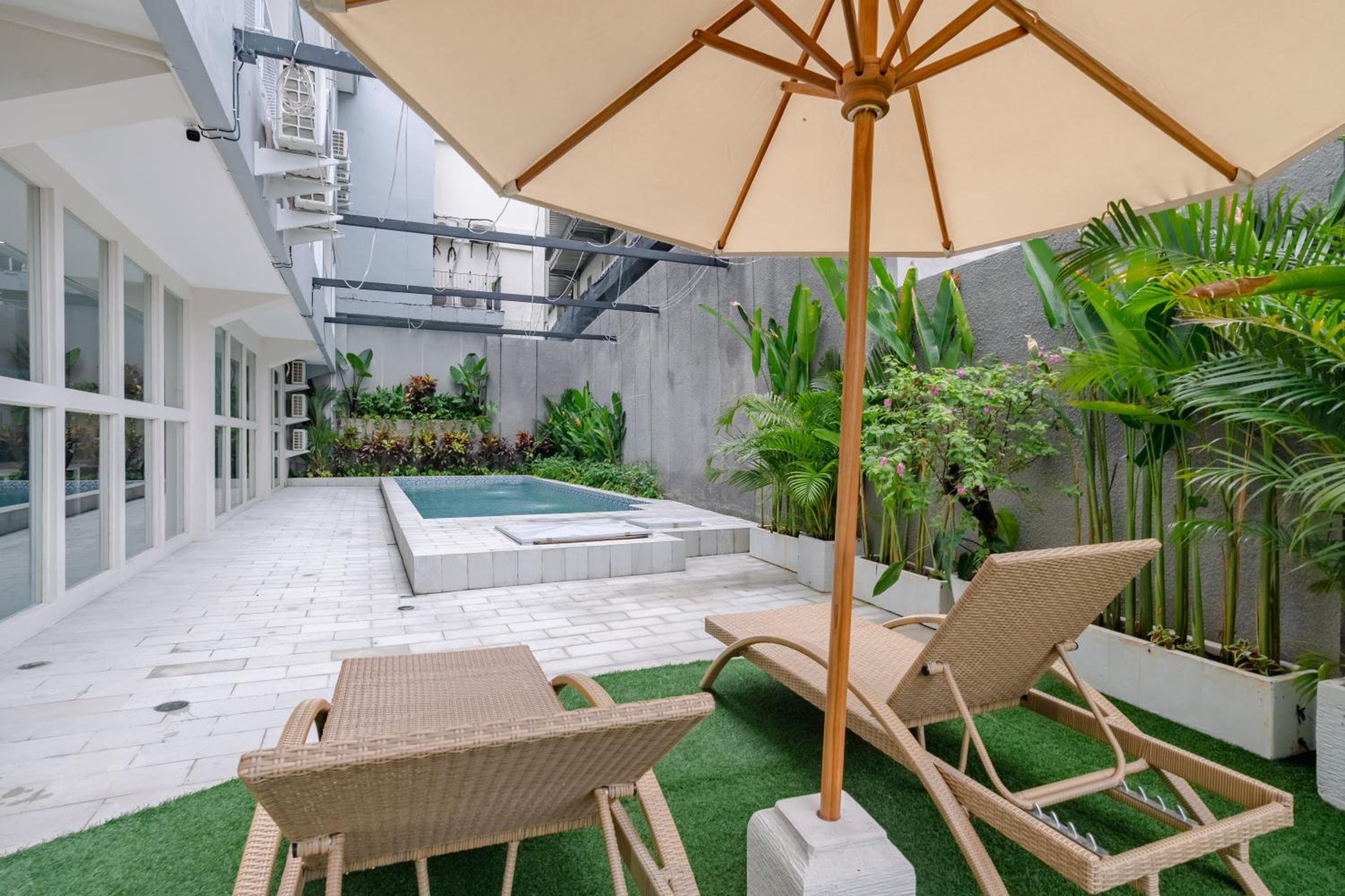 Bali Bustle Sunset Coliving and Coworking Space, Legian, photo 4