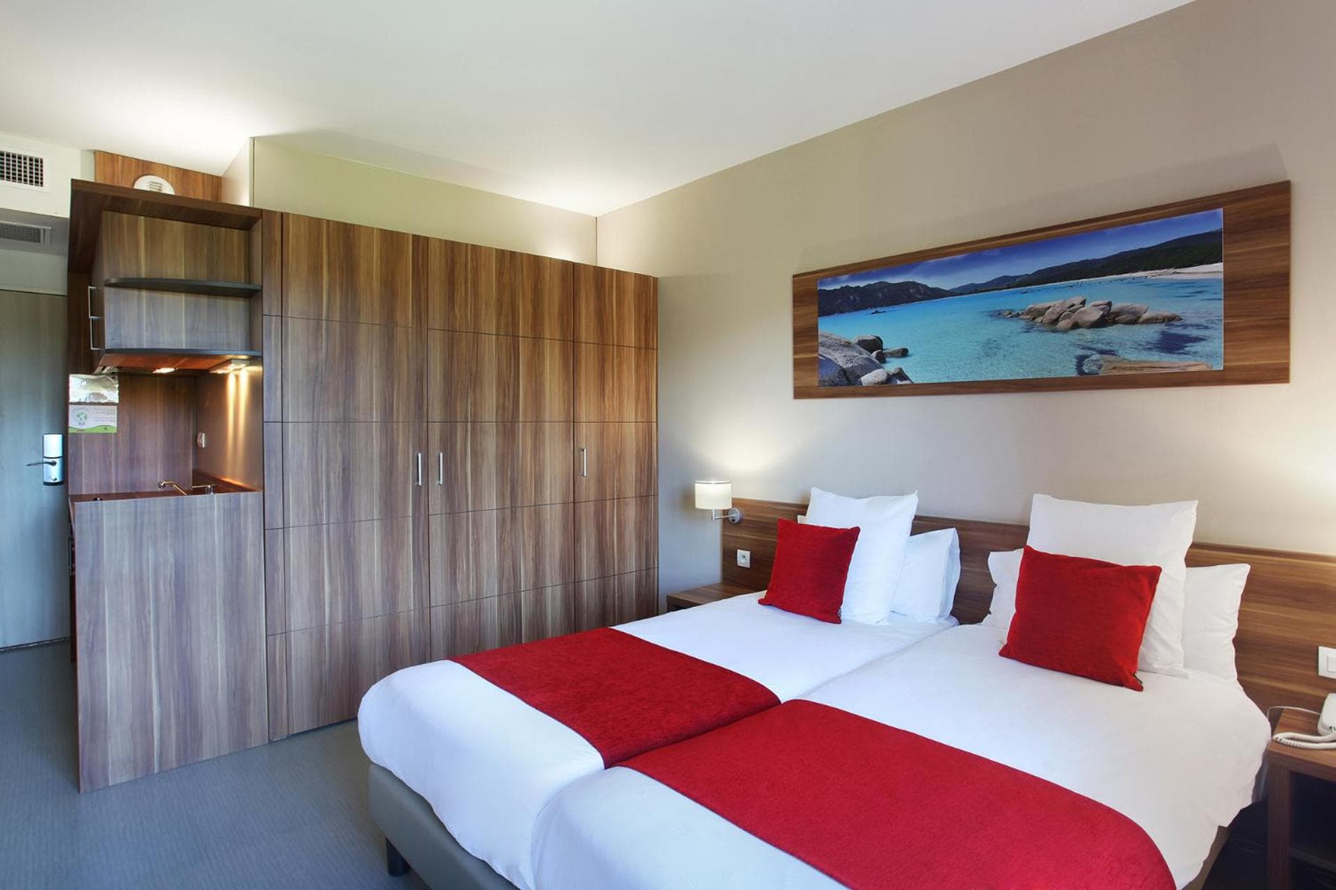 Suite Home Aix en Provence Sud TGV, Bouc-Bel-Air, photo 5